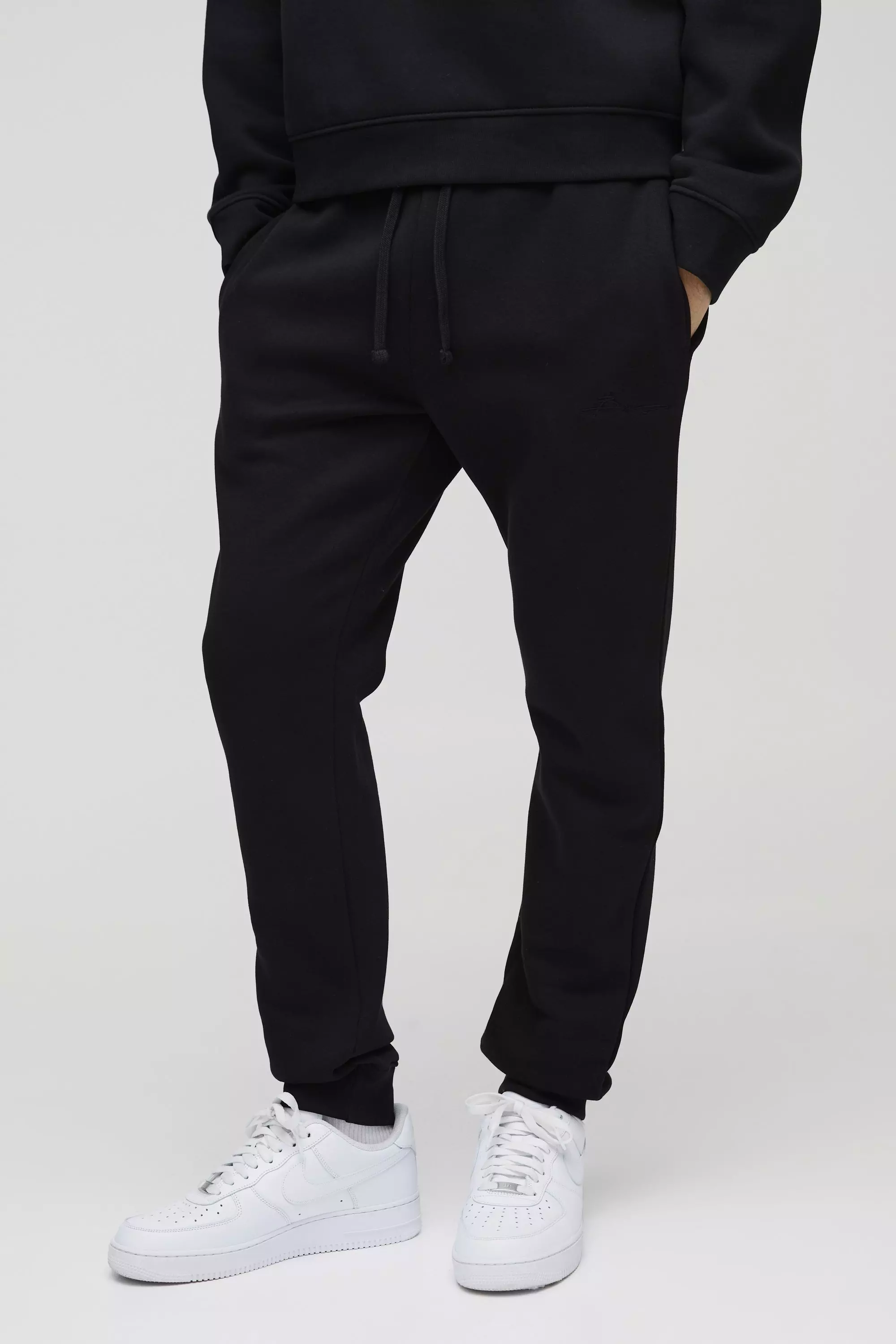 Black 330GSM Slim Fit BM Signature Jogger alternative image