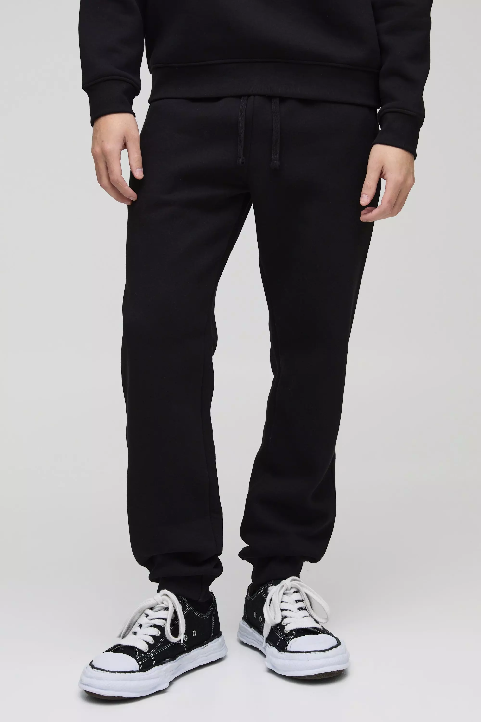 Black 330GSM Regular Fit Basic Sweatpants alternative image