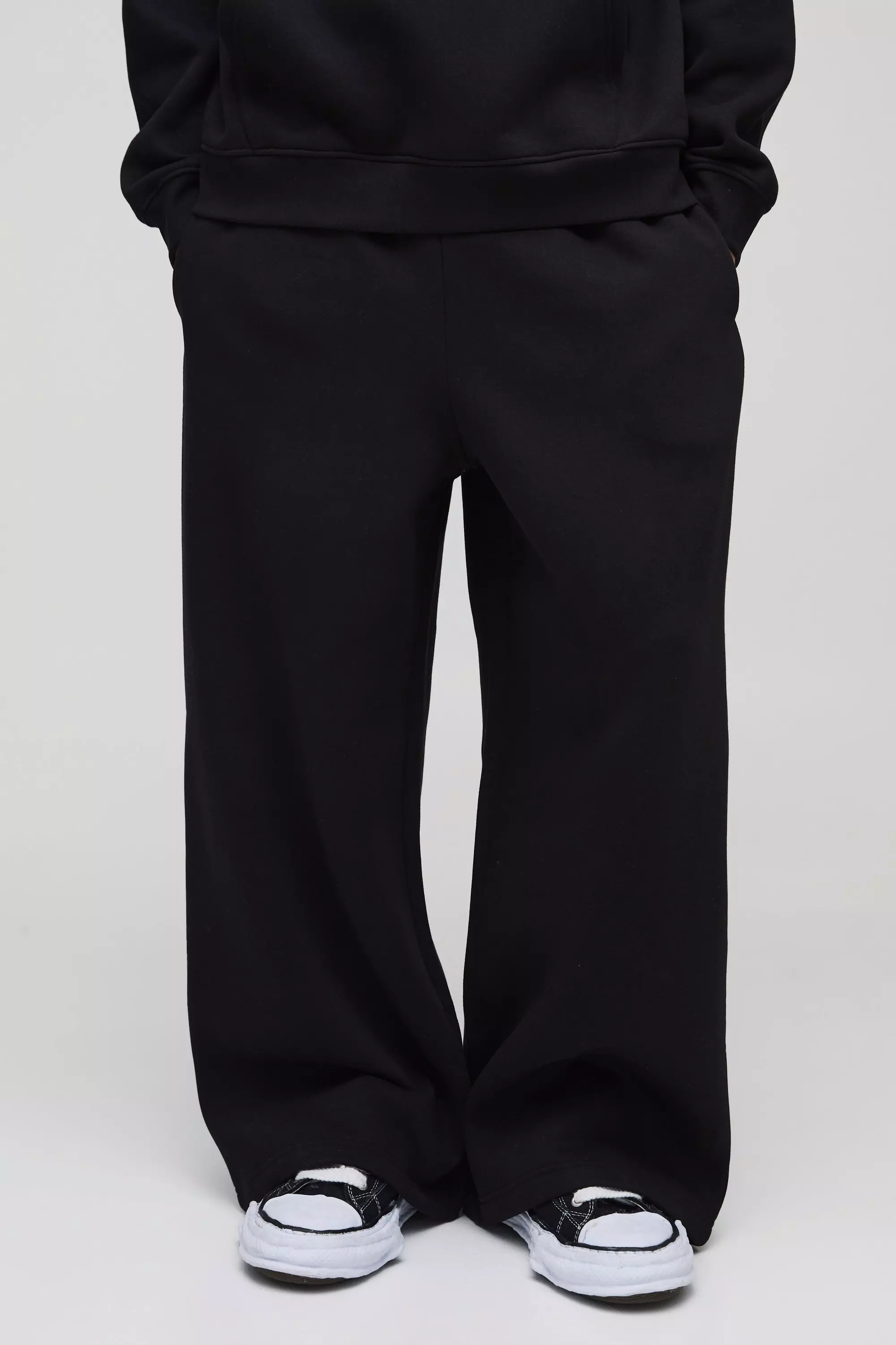 Black 330GSM Extreme Wide Leg Basic Jogger alternative image