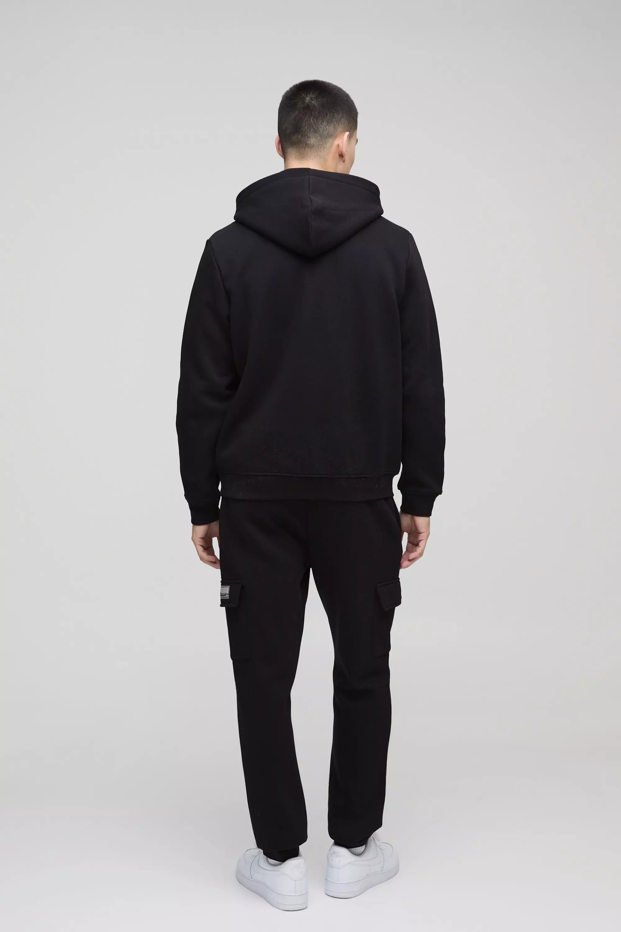 Black 330GSM Slim Fit BM Signature Label Cargo Jogger alternative image