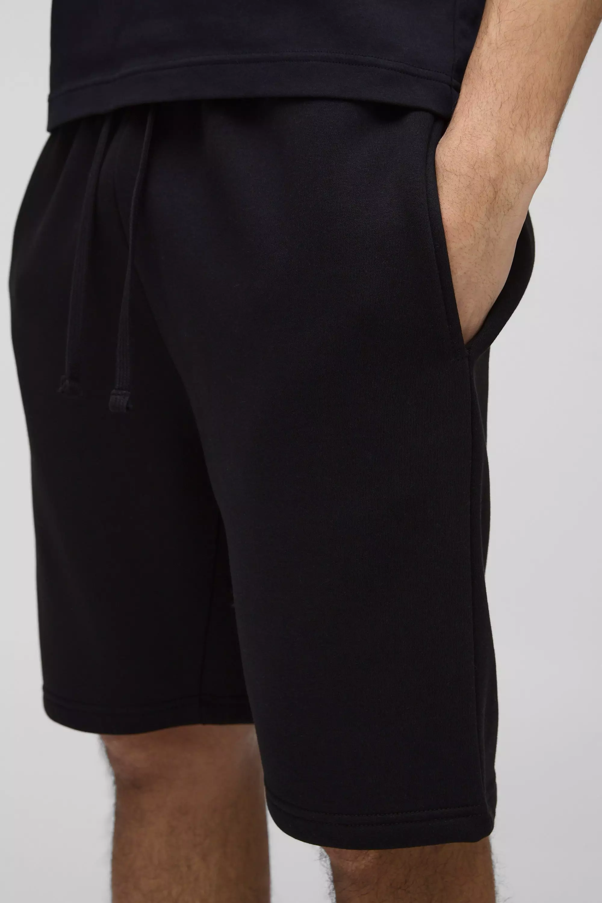 Black Middellange Basic Slim Fit Shorts alternatieve afbeelding