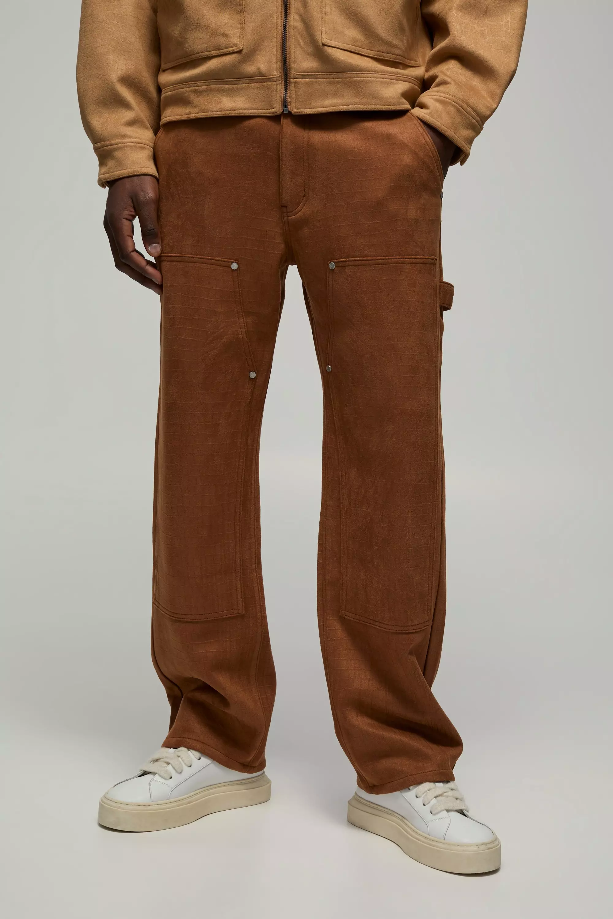 Lockere Kroko-Hose aus Wildleder-Imitat, Tan alternatives Bild