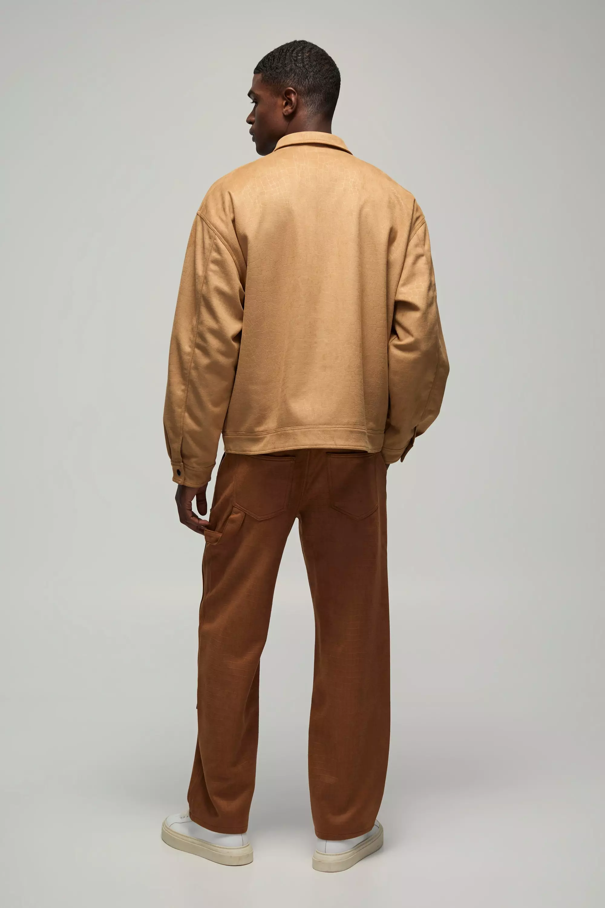 Lockere Kroko-Hose aus Wildleder-Imitat, Tan alternatives Bild