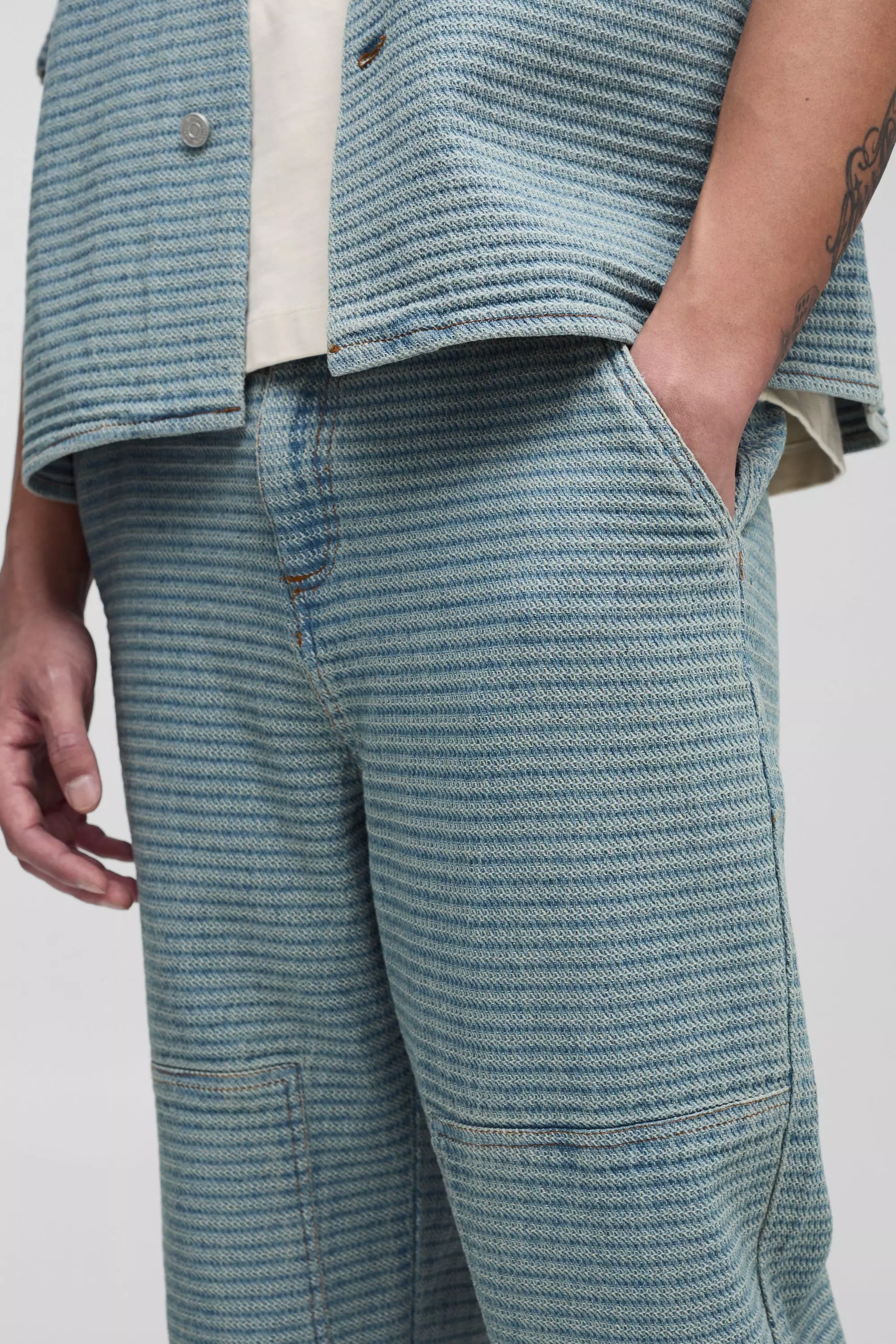 Light wash Tall Jacquard Denim Relaxed Fit Jeans alternative image