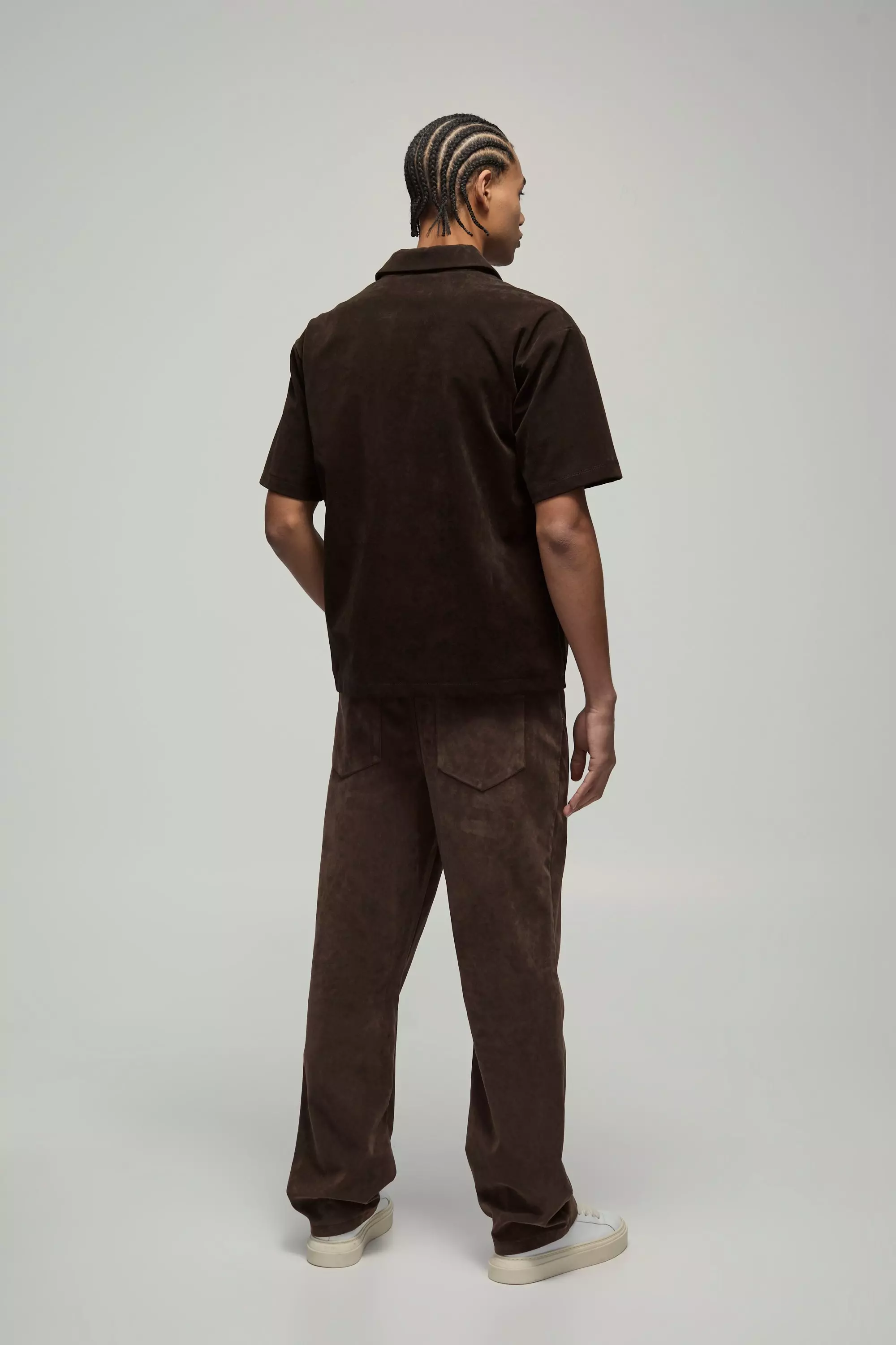 Chocolate Dikke Suède Broek Met Rechte Pijpen En Taille alternatieve afbeelding