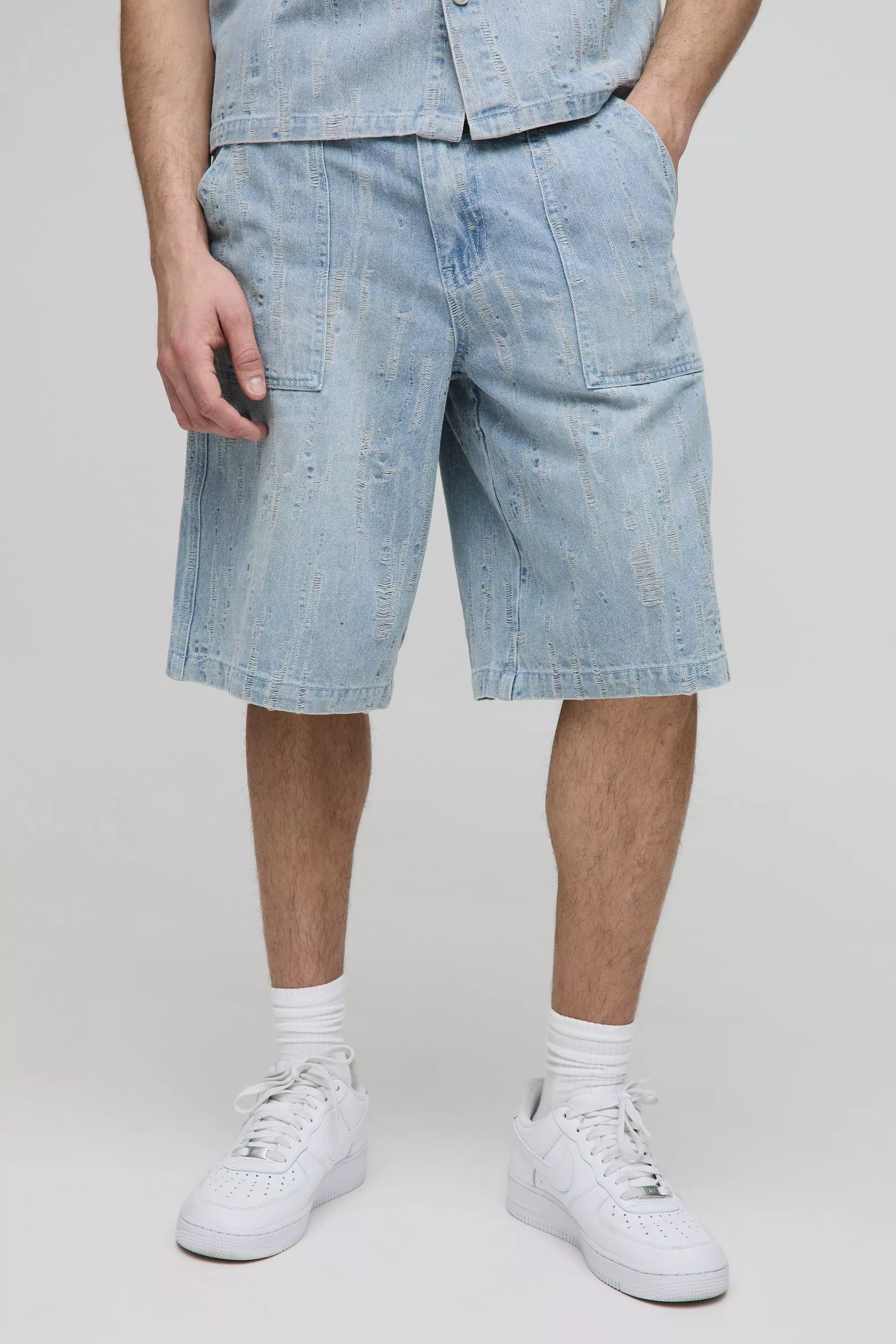 Zerrissene Jorts, Light blue alternatives Bild