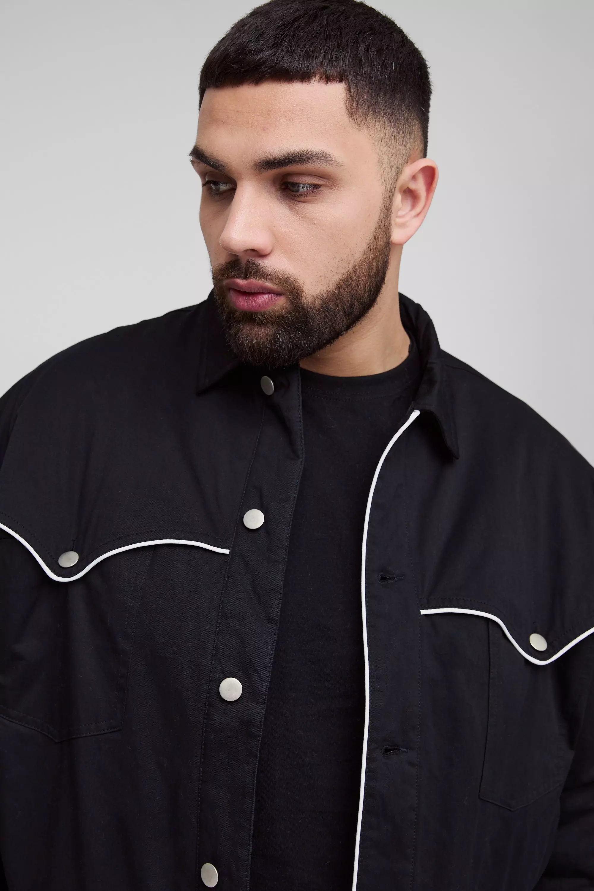 Black Plus Gewatteerde Western Jas Met Biezen alternatieve afbeelding