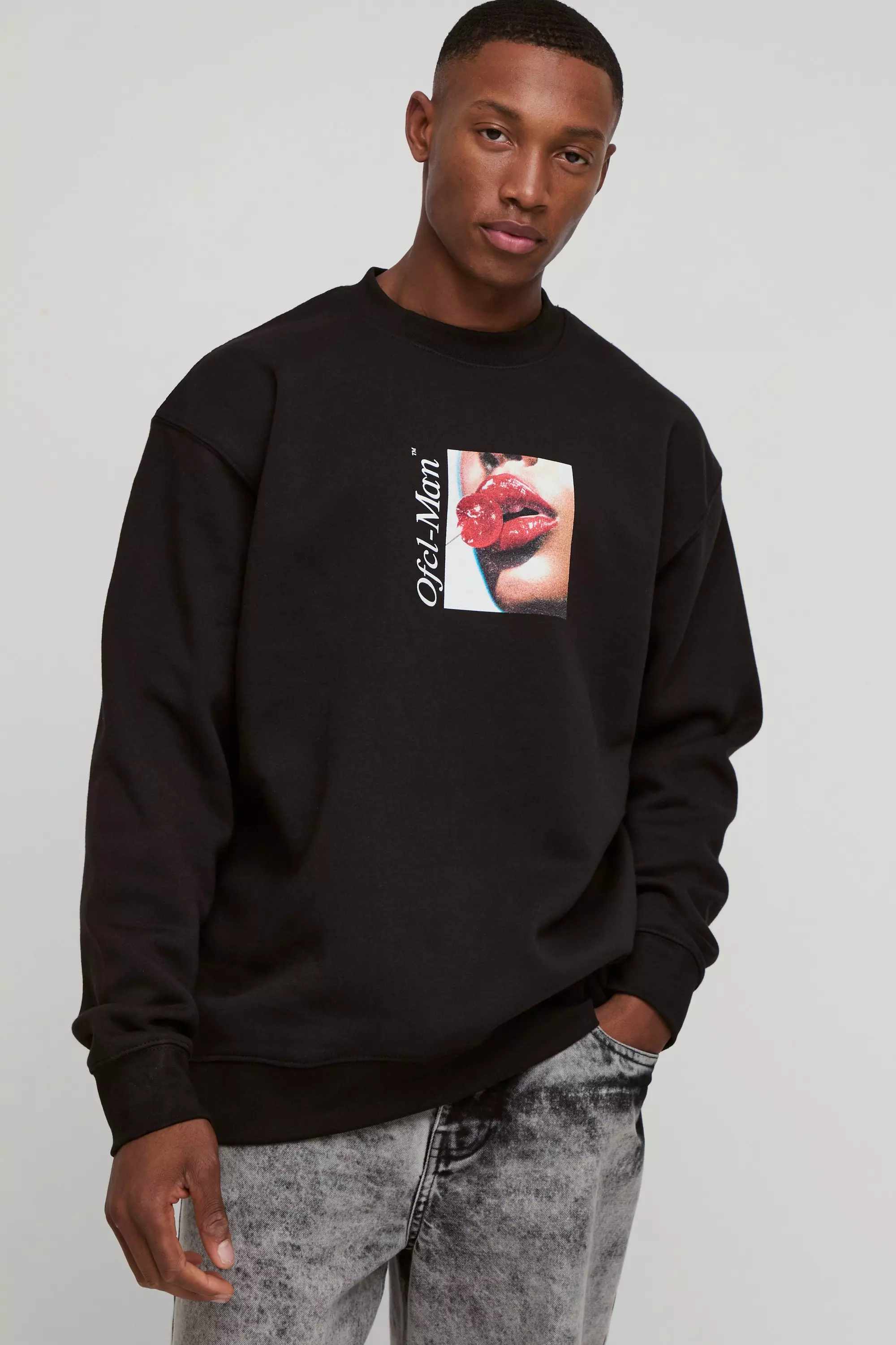 Black Oversized Cherry Lips Box Graphic Sweatshirt