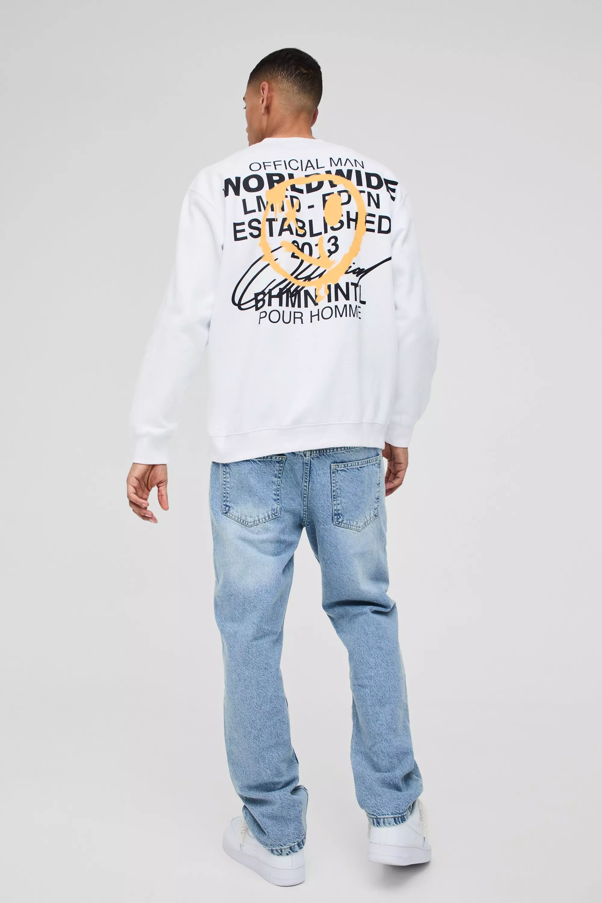 White Oversized Graffiti Trui Met Logo alternatieve afbeelding