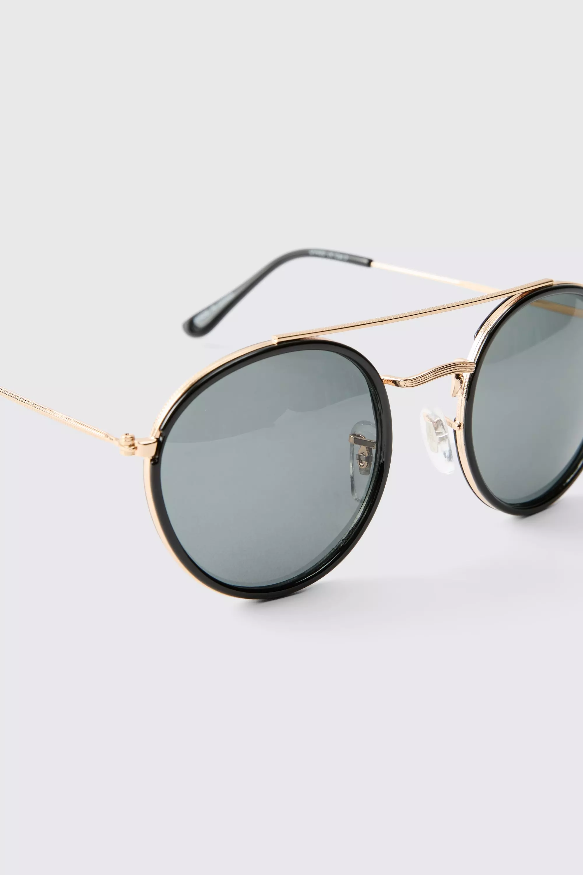 Metal Round Black Sunglasses alternative image