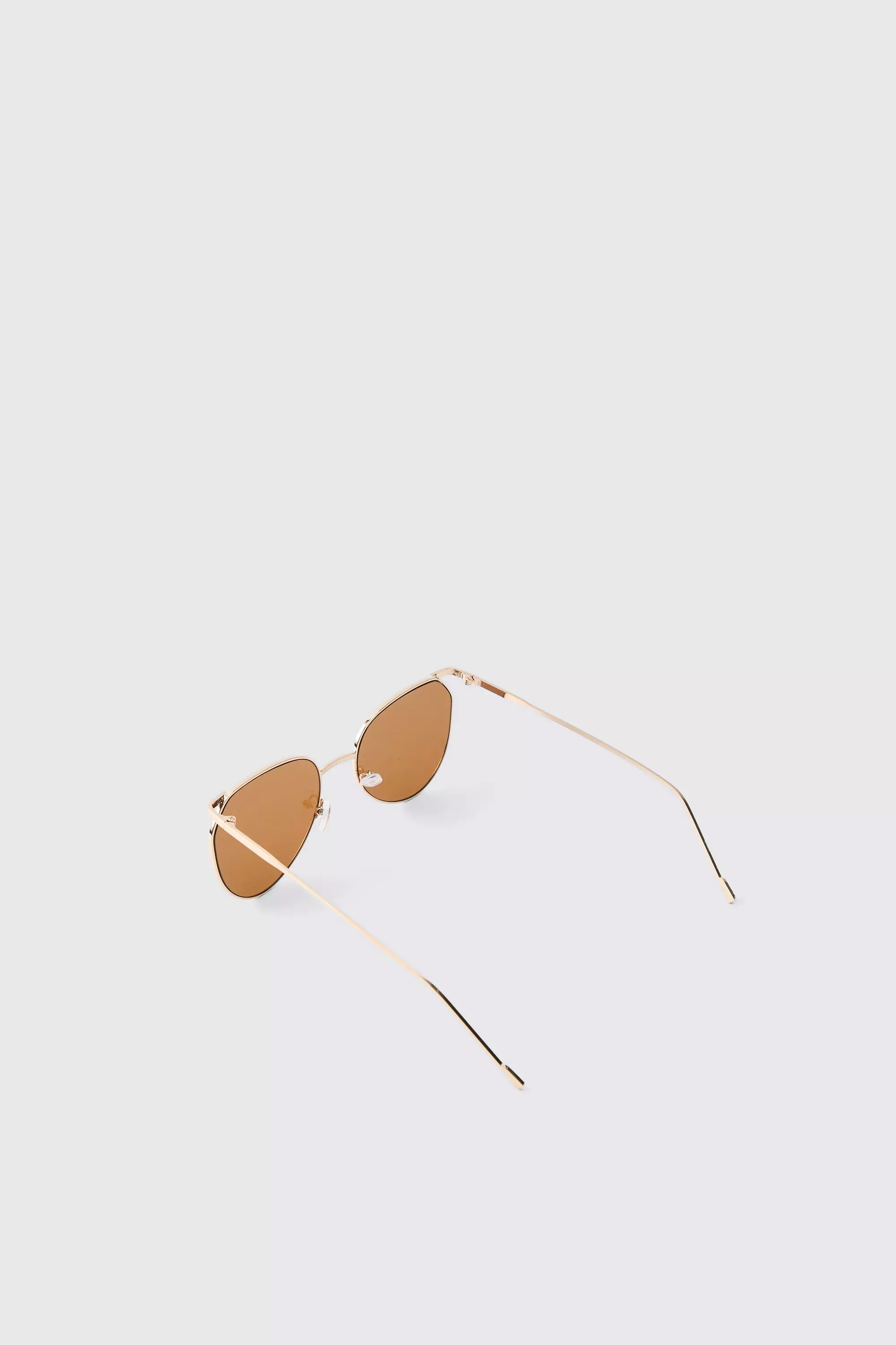 Goldene Metall-Sonnenbrille mit getönten Gläsern, Gold alternatives Bild