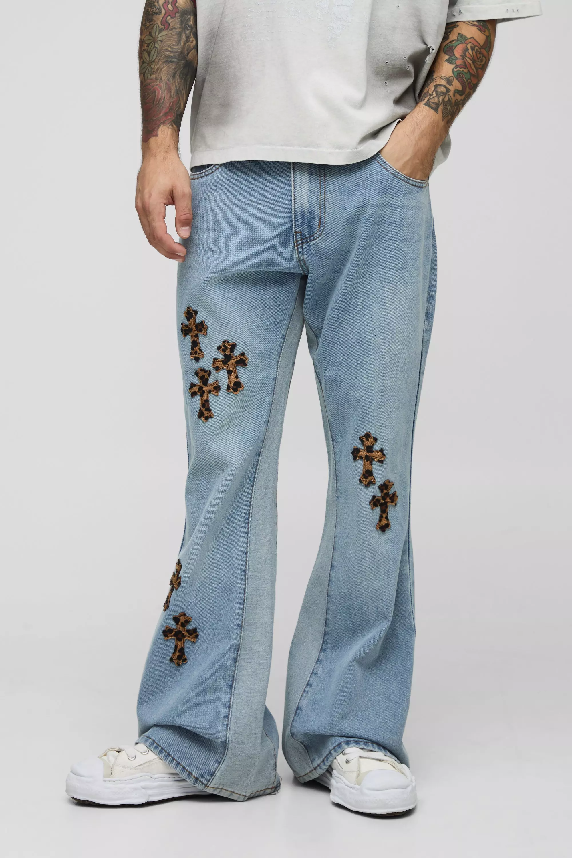 Light blue Relaxed Flared Leopard Cross Applique Gusset Jeans alternative image