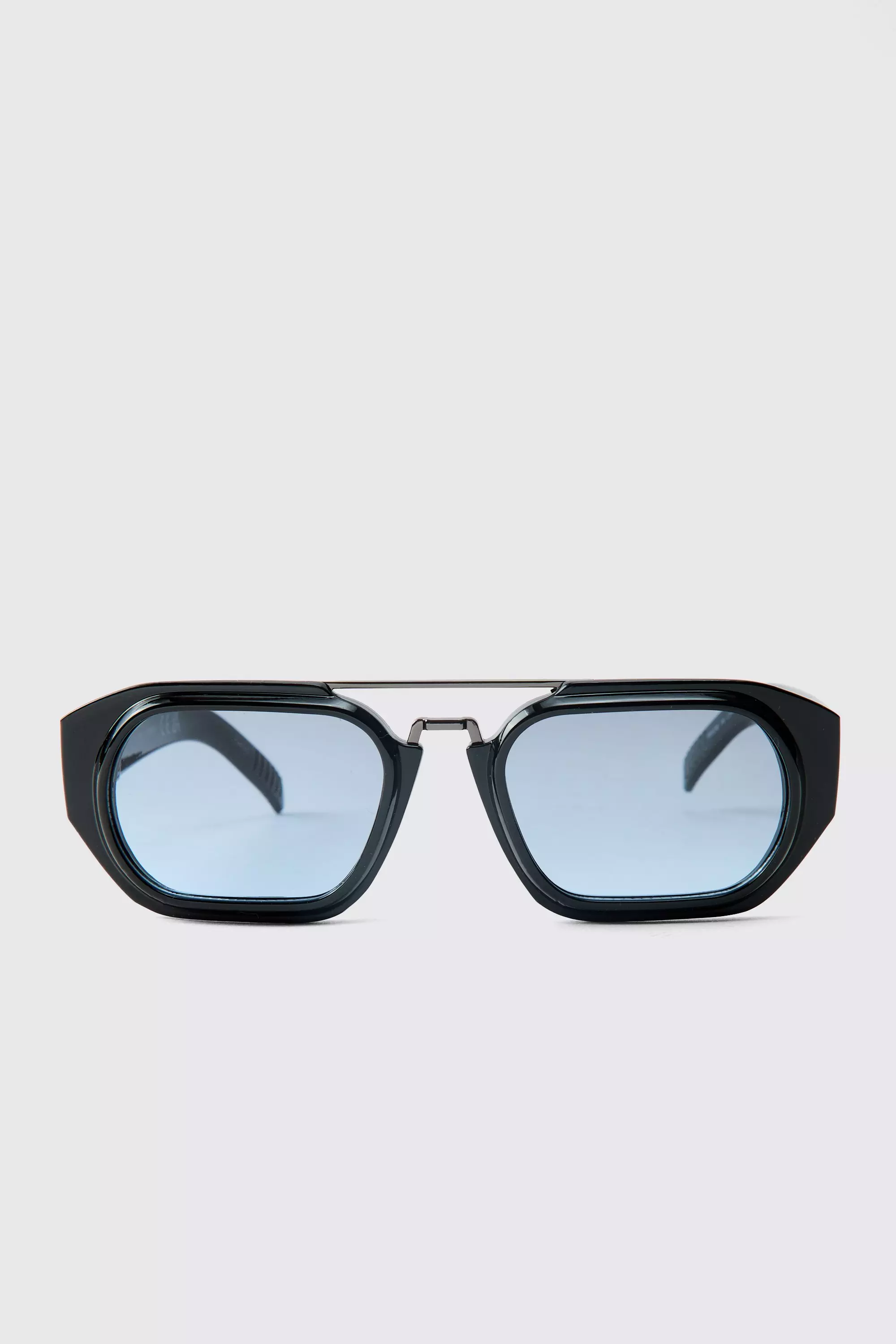 Black Retro Metal Detail Sunglasses alternative image