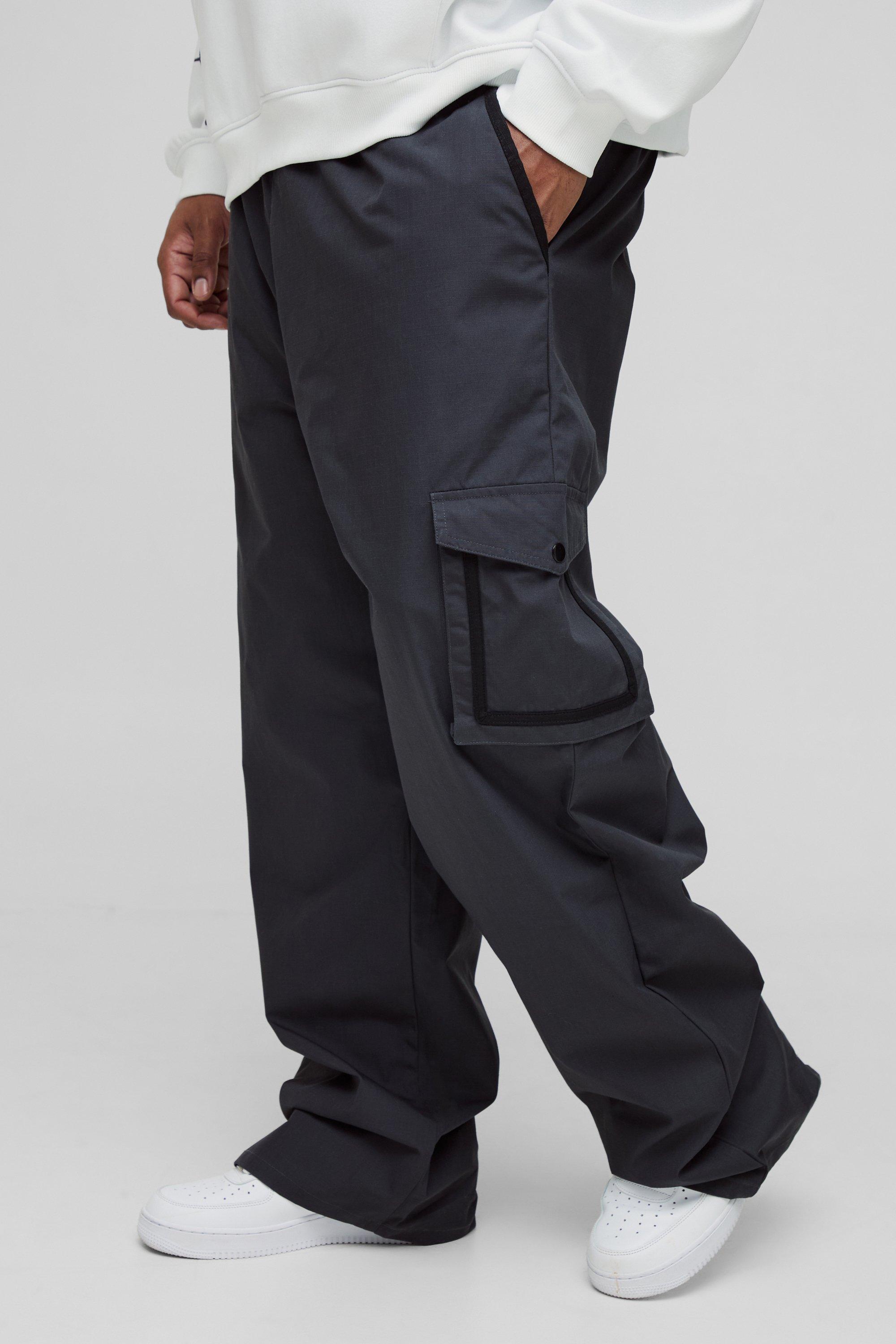 Men's Charcoal Cargo Pants | boohooMAN USA