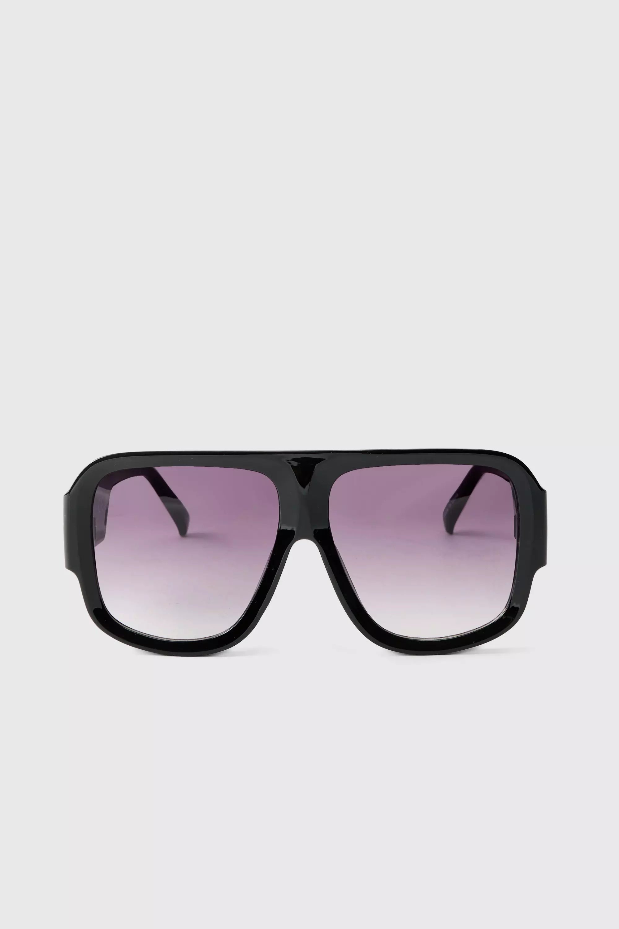 Schwarze Sonnenbrille mit Detail, Black alternatives Bild