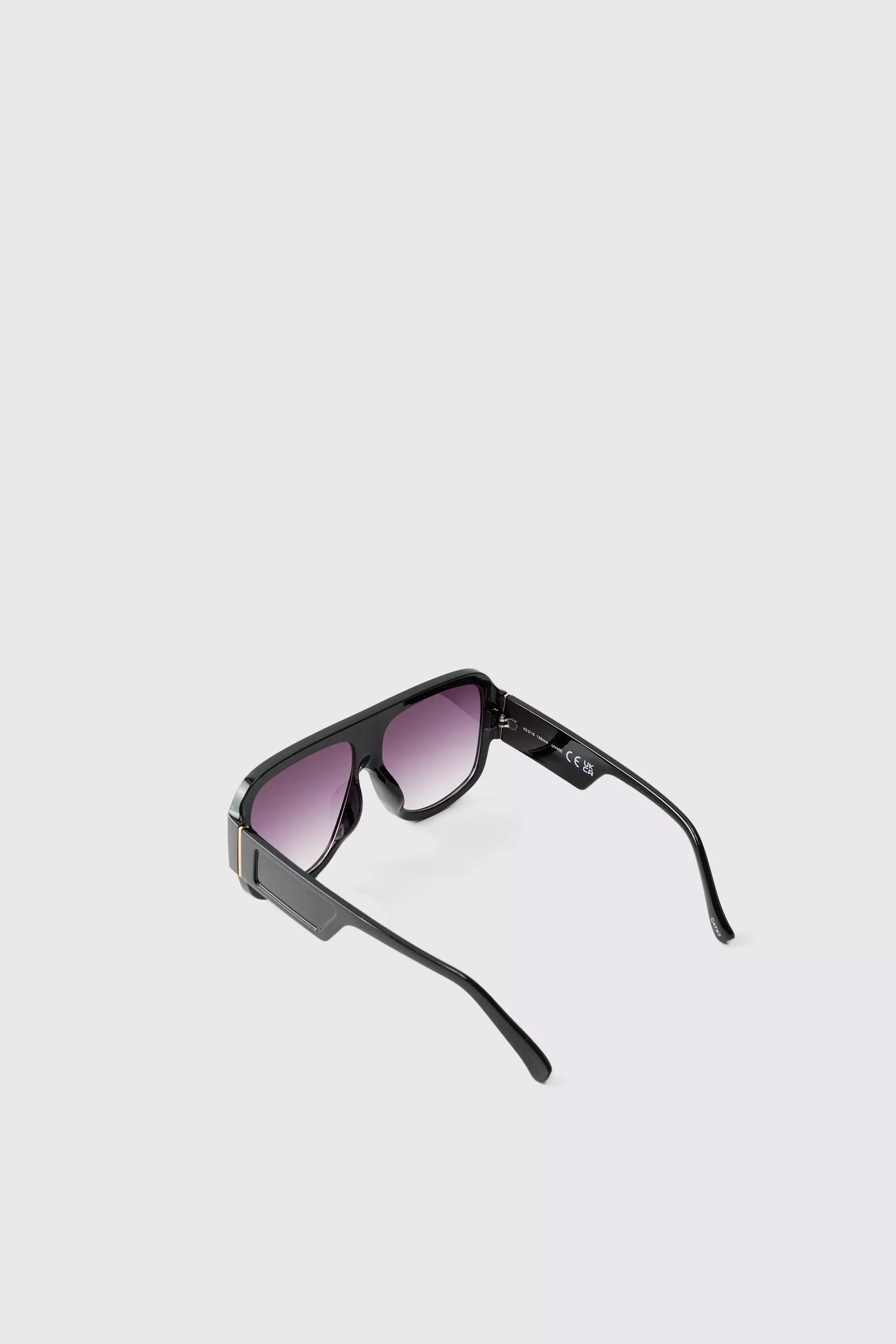 Schwarze Sonnenbrille mit Detail, Black alternatives Bild