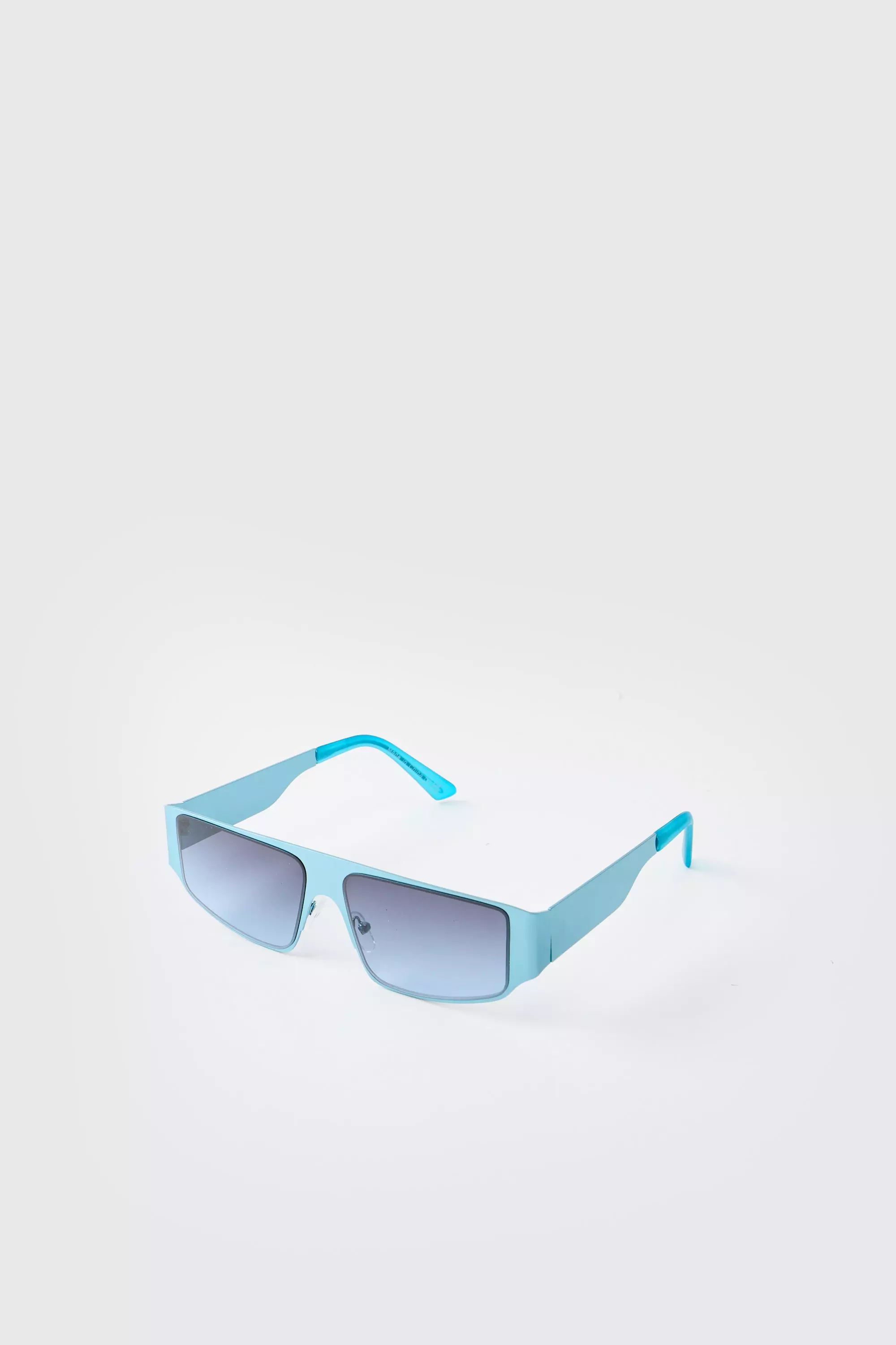 Metallic Blue Visor Sunglasses  alternative image