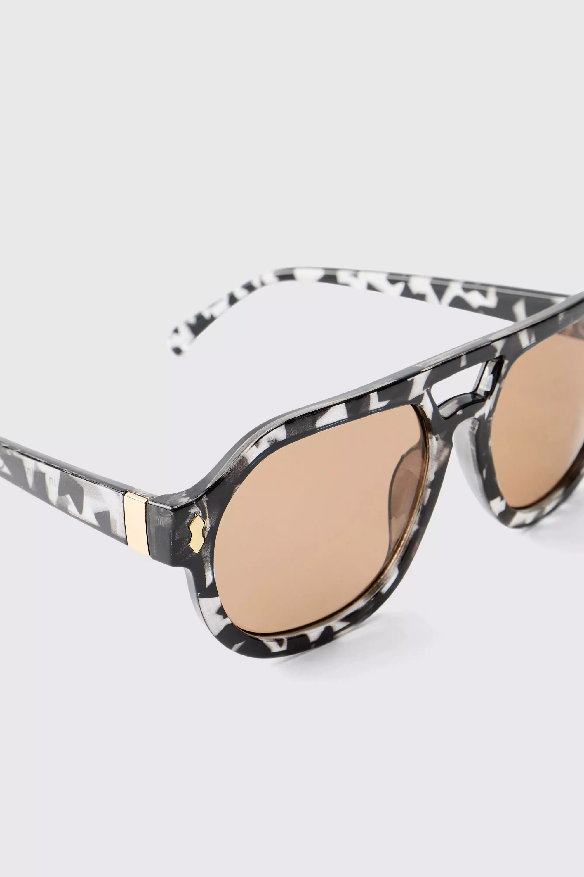 Brown Marble Effect Retro  Sunglasses  alternative image
