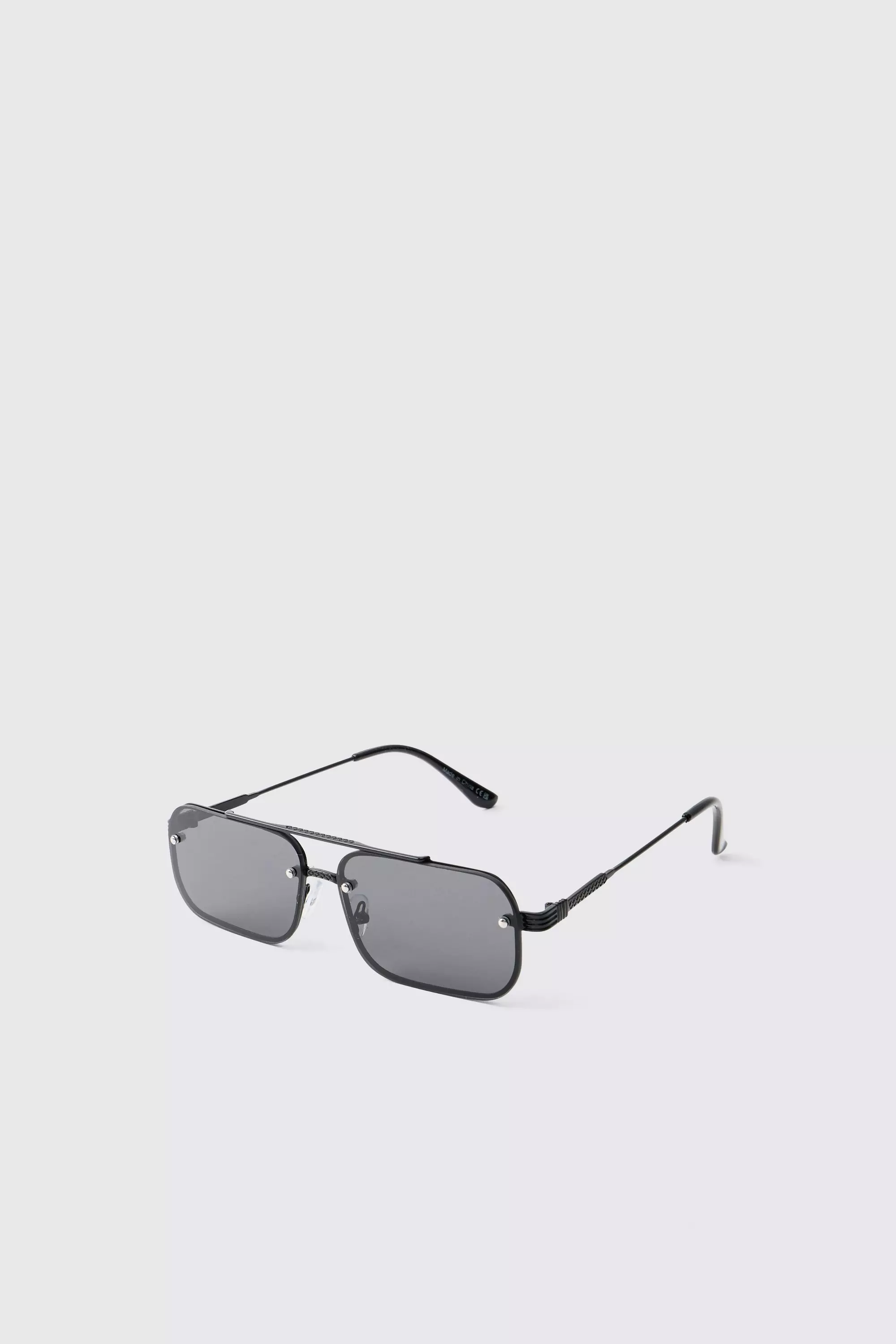 Black Metal Navigator Sunglasses alternative image
