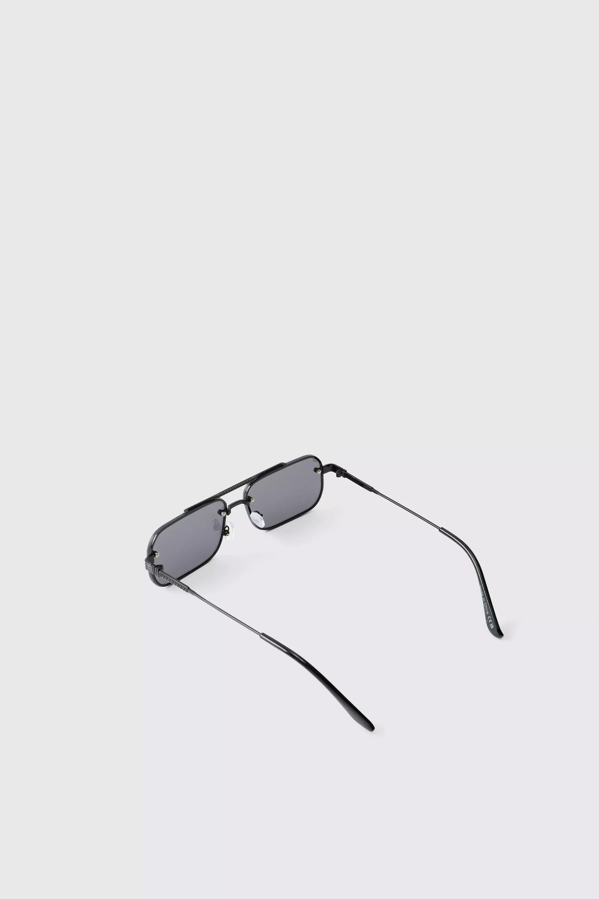 Black Metal Navigator Sunglasses alternative image