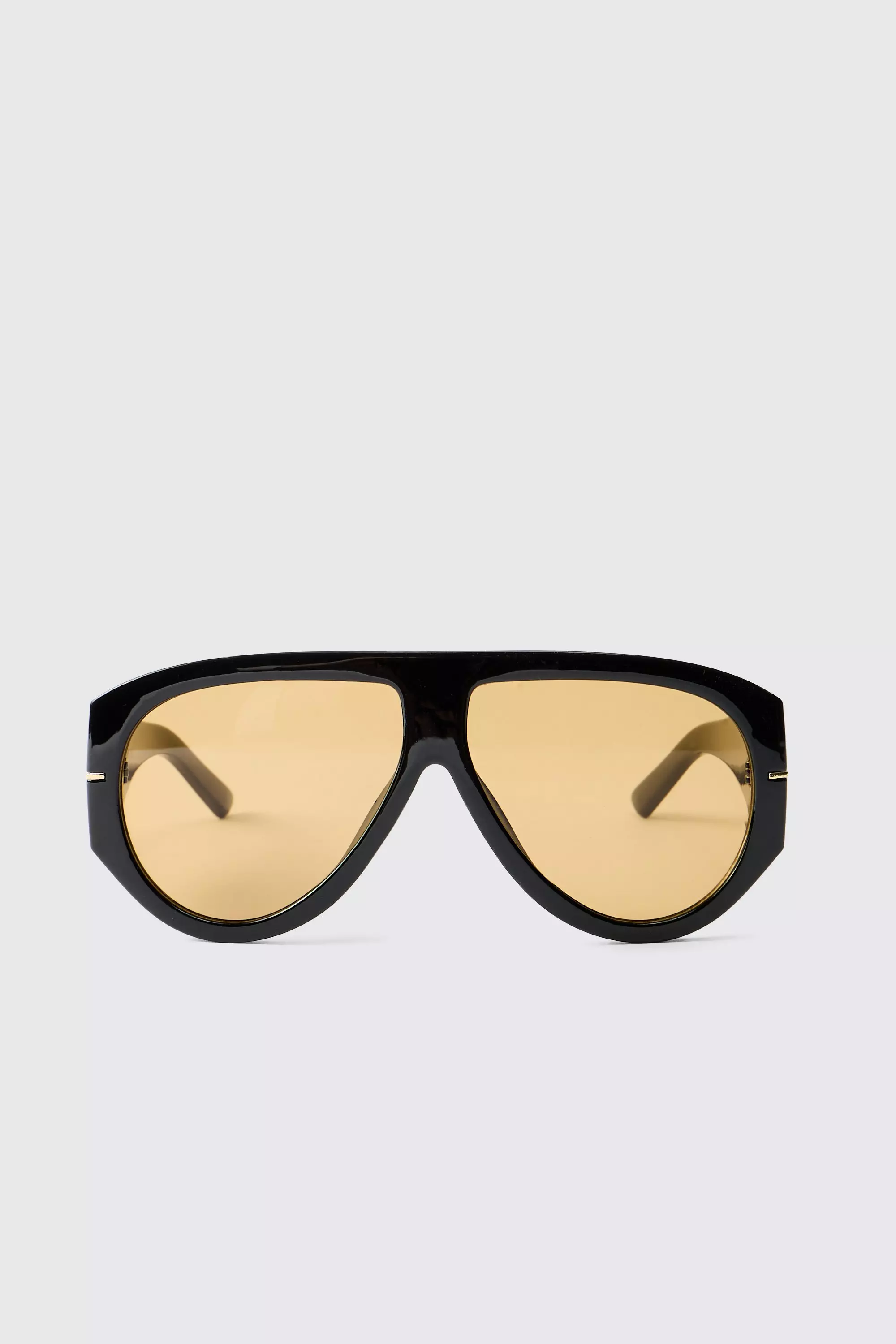 Retro Gold Detail Sunglasses in Black alternative image