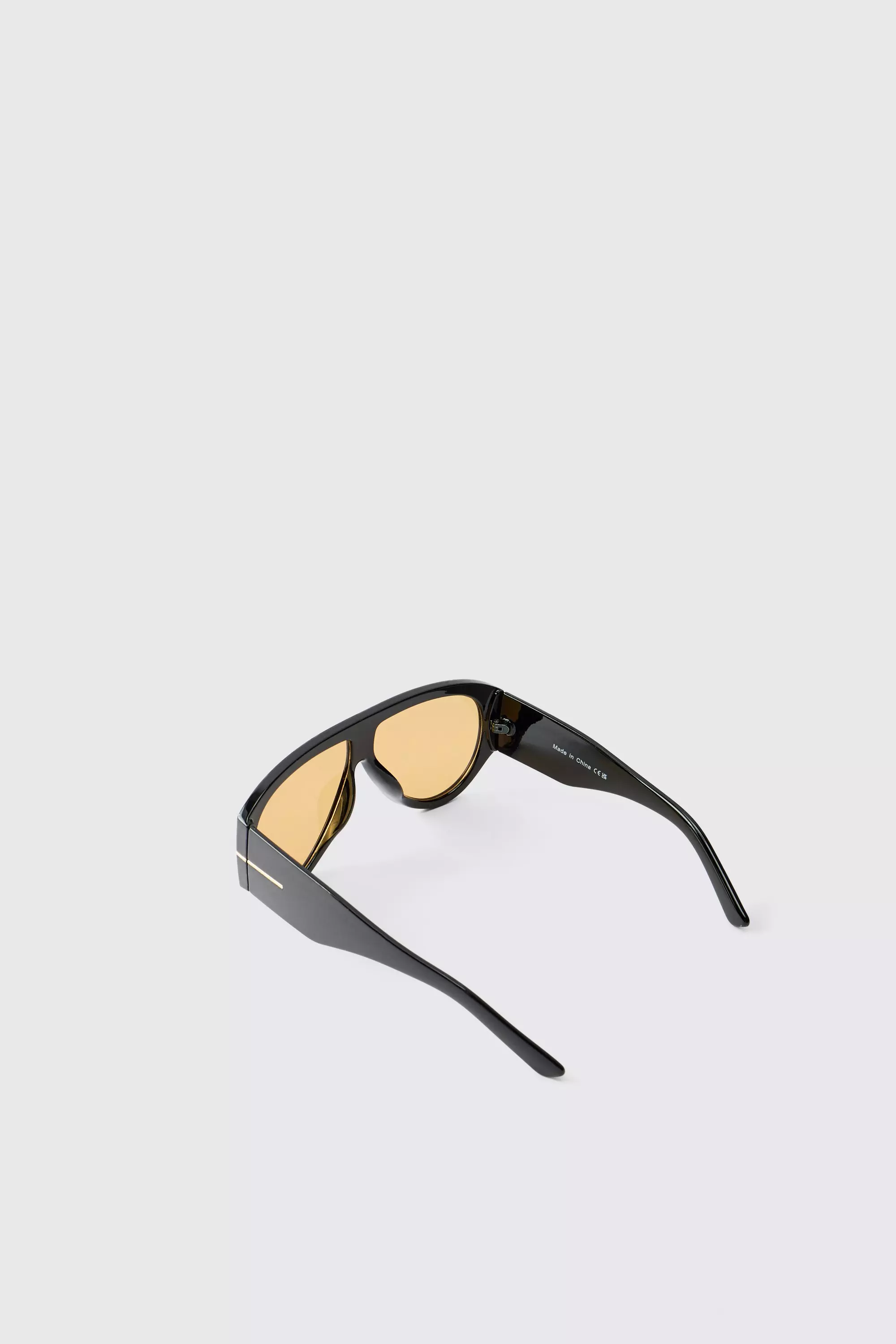 Retro Gold Detail Sunglasses in Black alternative image