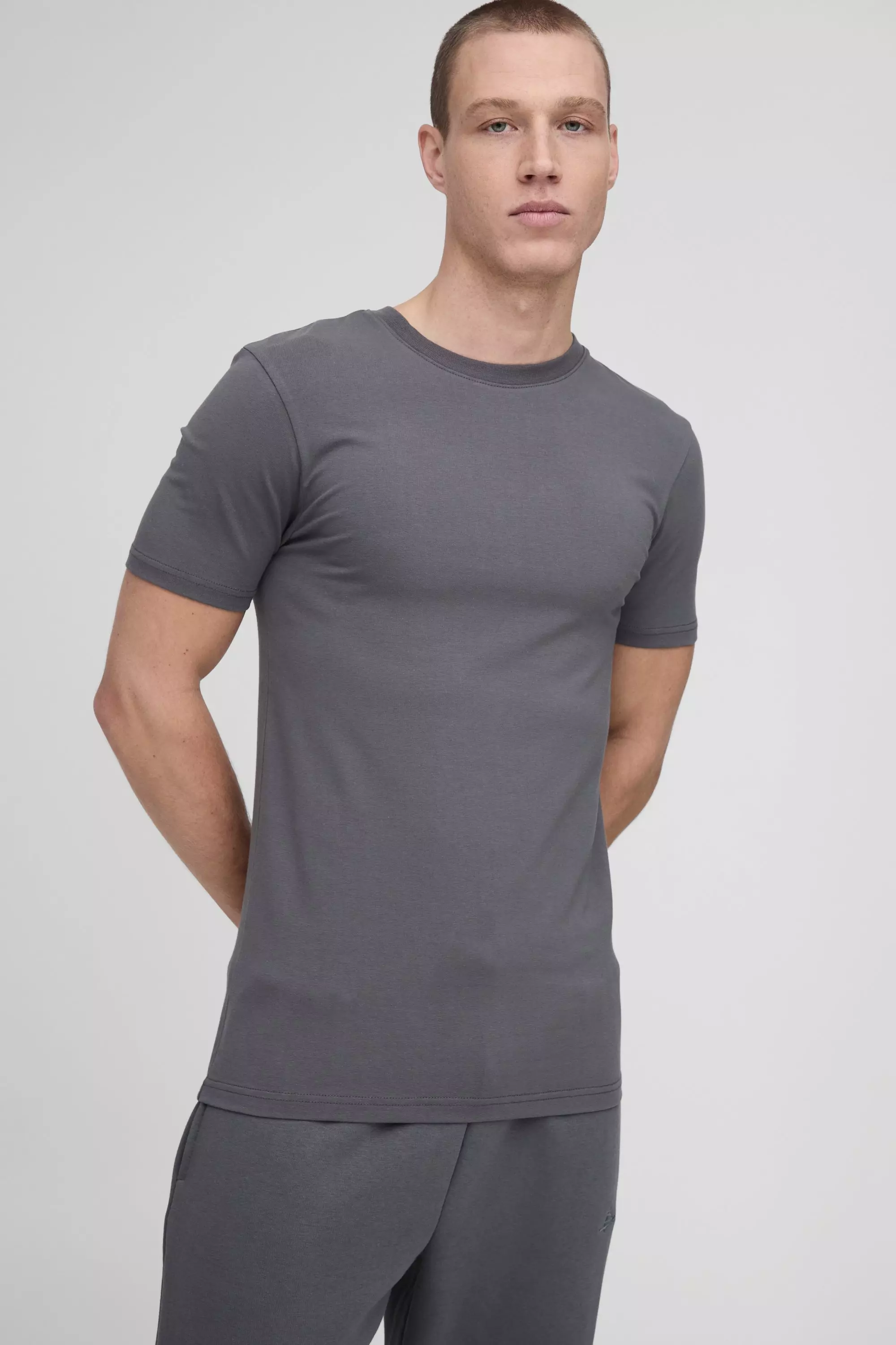 Charcoal Muscle Fit BM Signature T-shirt alternative image