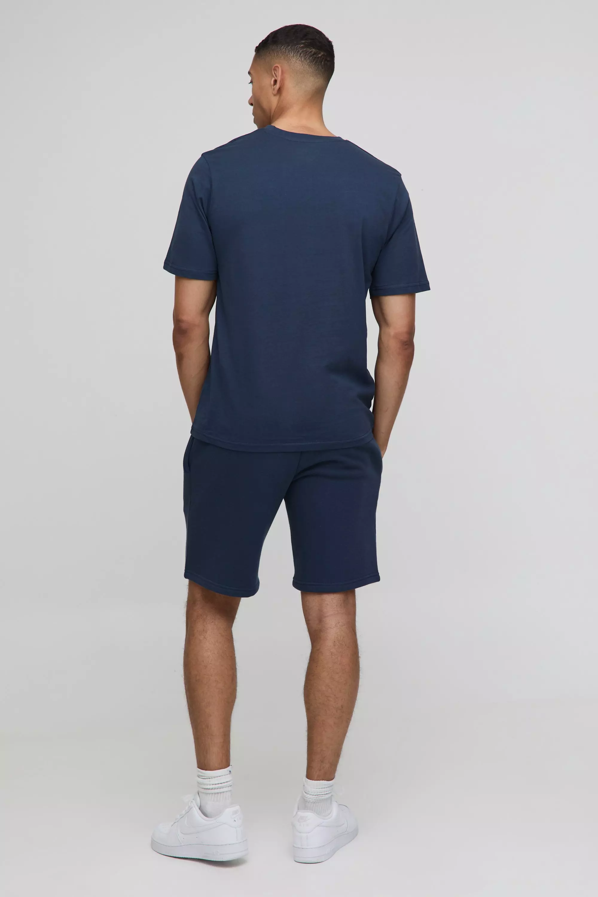 Basic Oversized Boxy Crew Neck T-shirt | boohooMAN AU