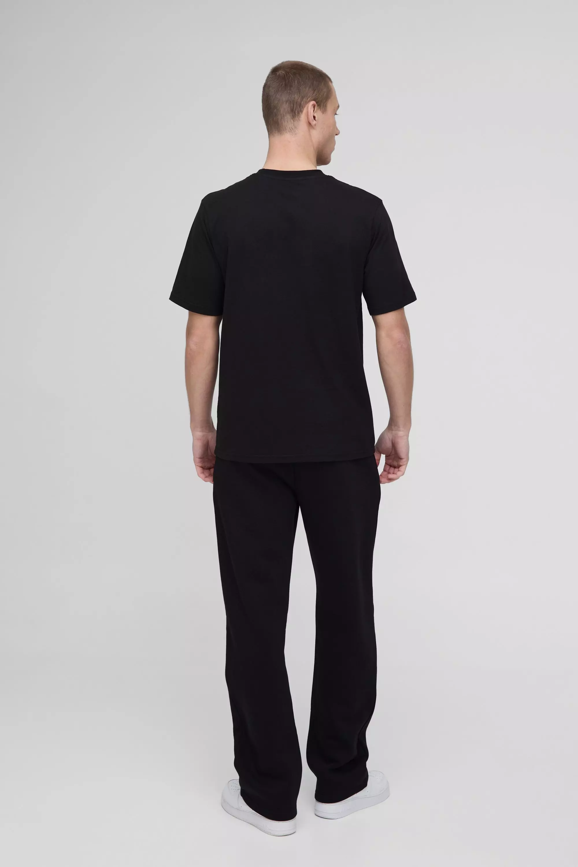 Black Regular Fit Bm Signature Embroidered Crew Neck T-shirt alternative image