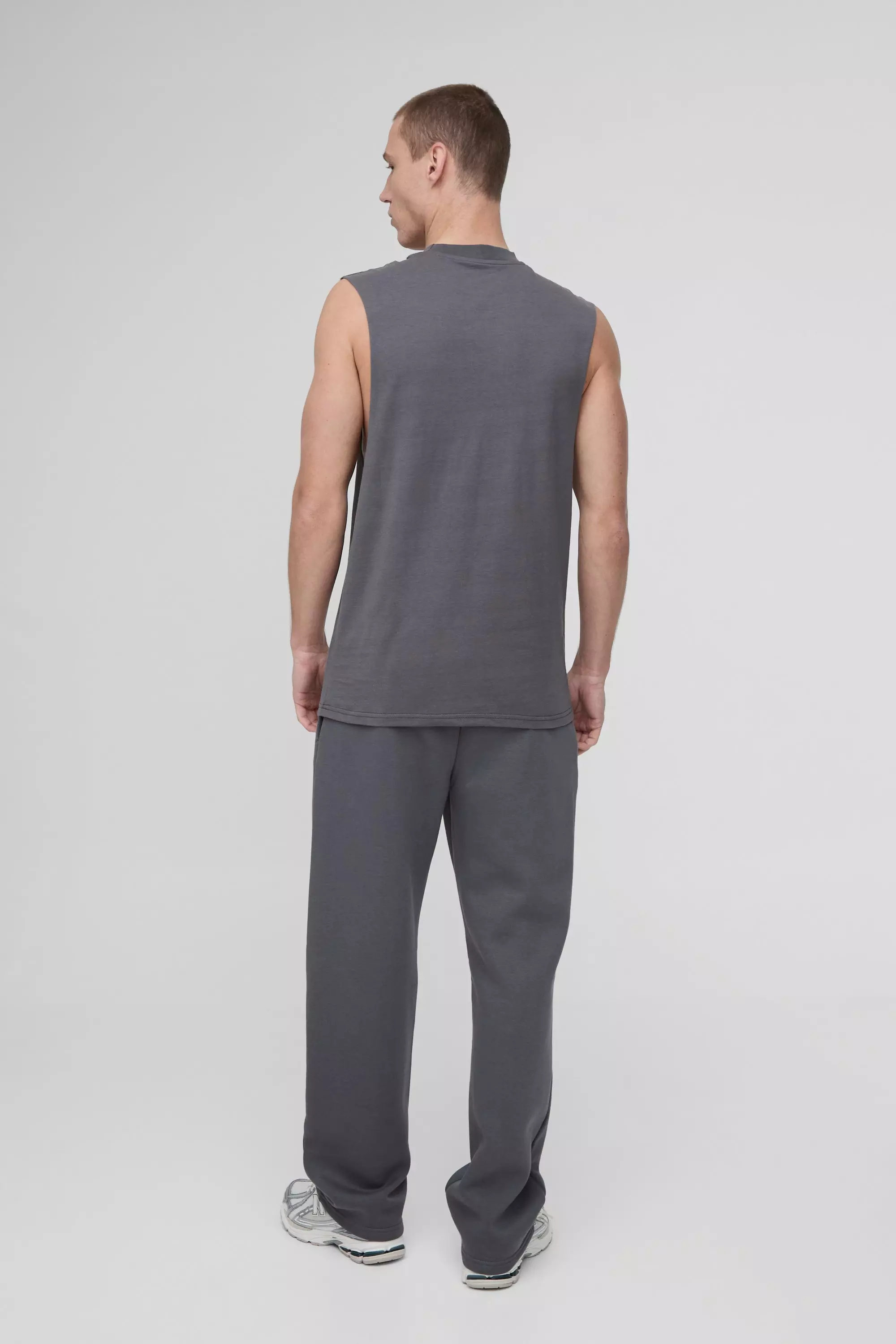 BM Signature Basic Tanktop mit weiten Ärmeln, Charcoal alternatives Bild