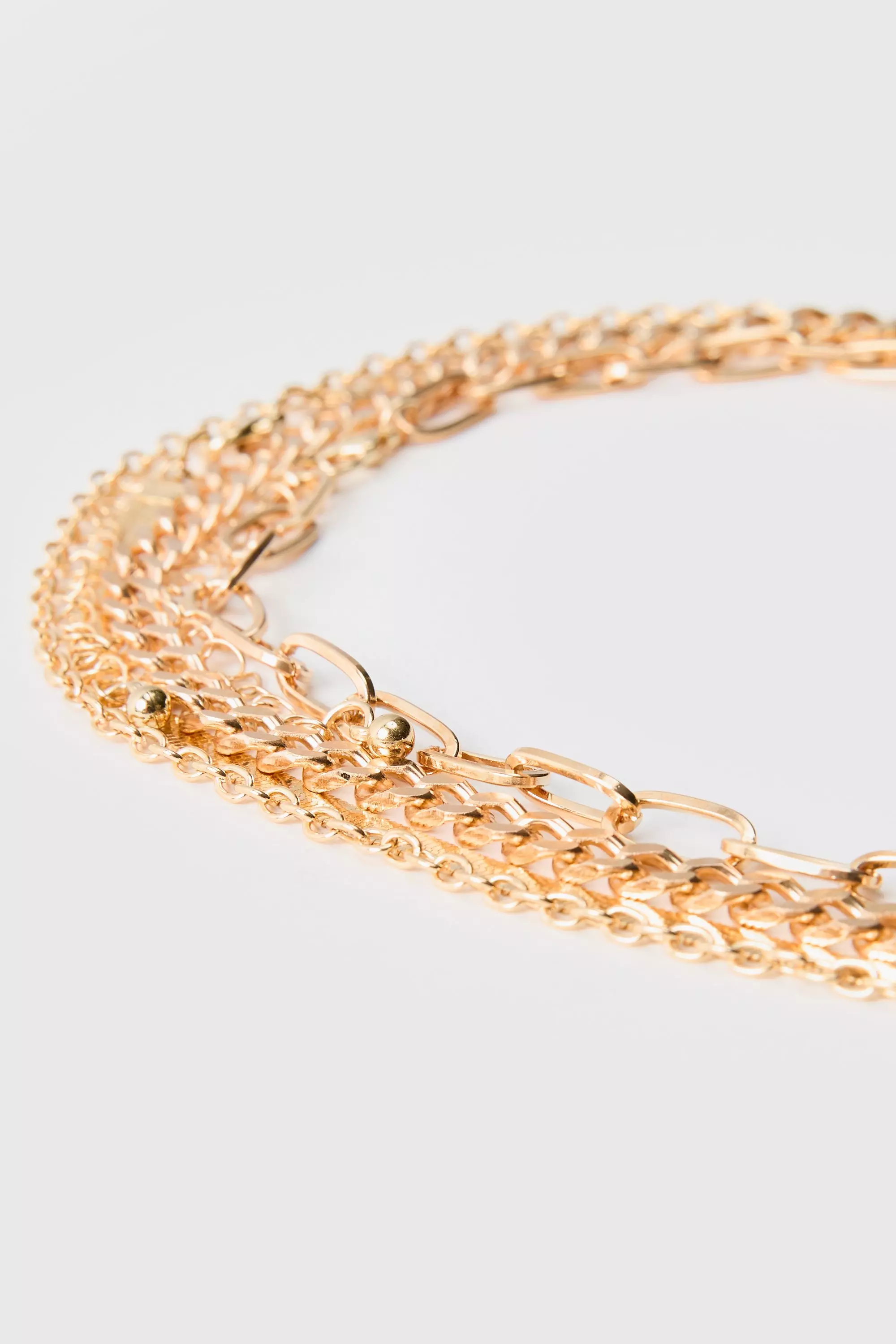 Layered Pendant Necklace In Gold alternative image