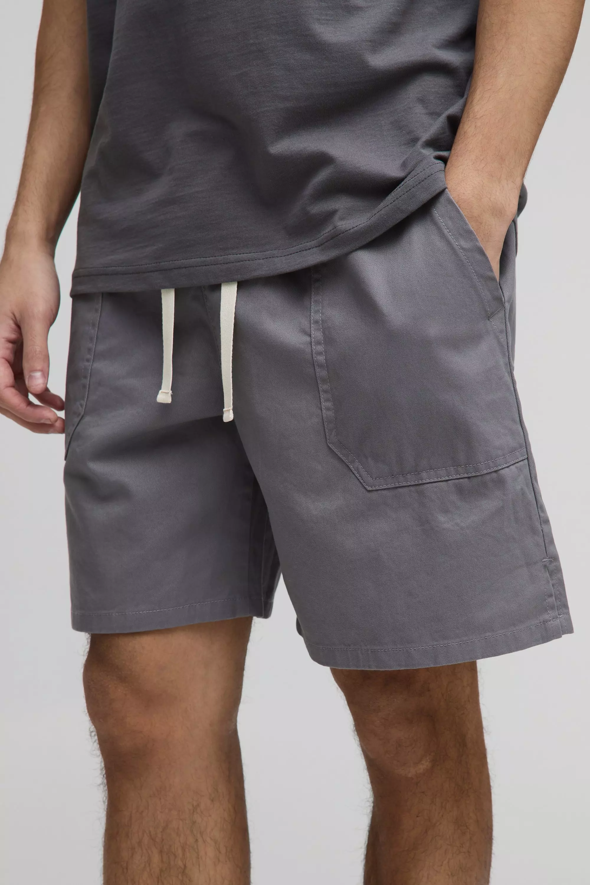 Grey Elasticated Baggy Twill Split Hem Shorts alternative image