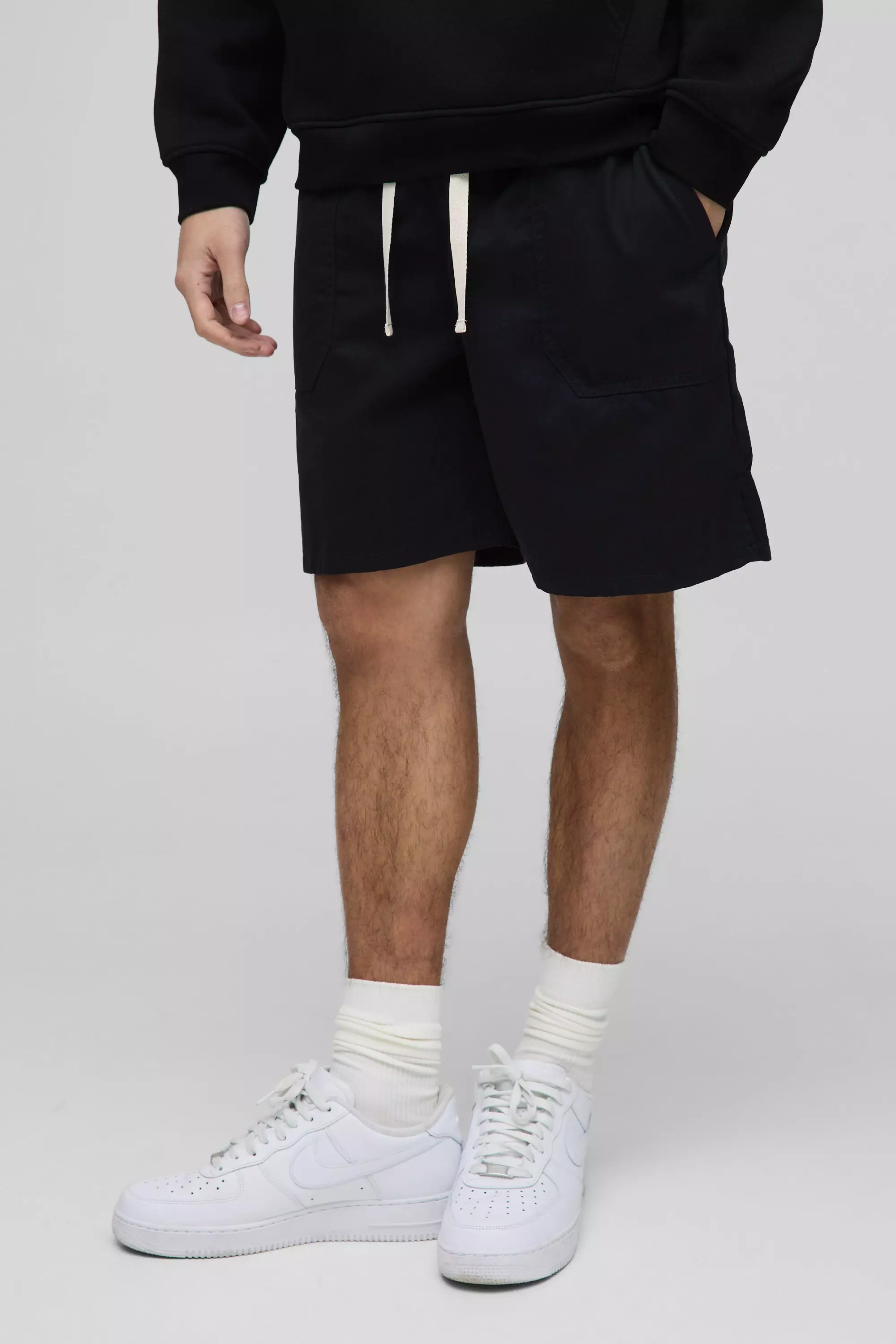 Black Elasticated Baggy Twill Split Hem Shorts alternative image