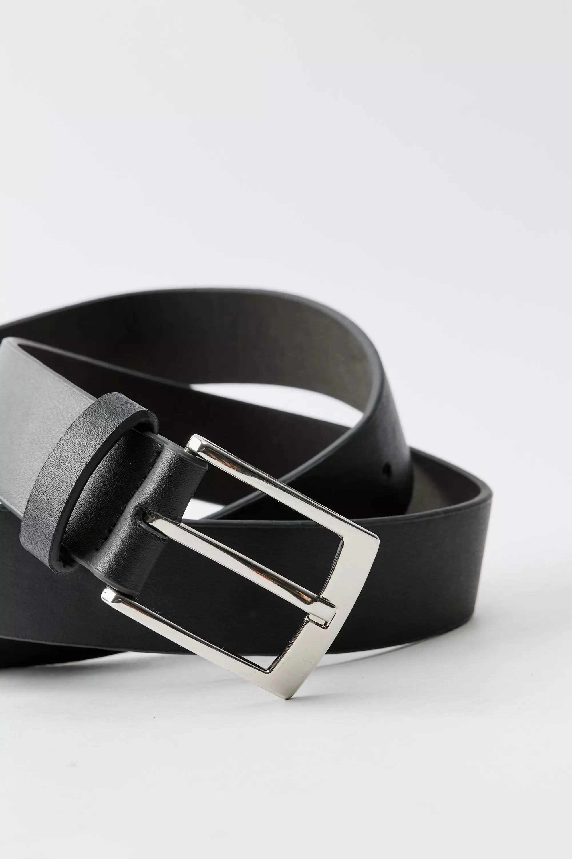 Black Faux Leather Textured Belt With Silver Buckle alternative image