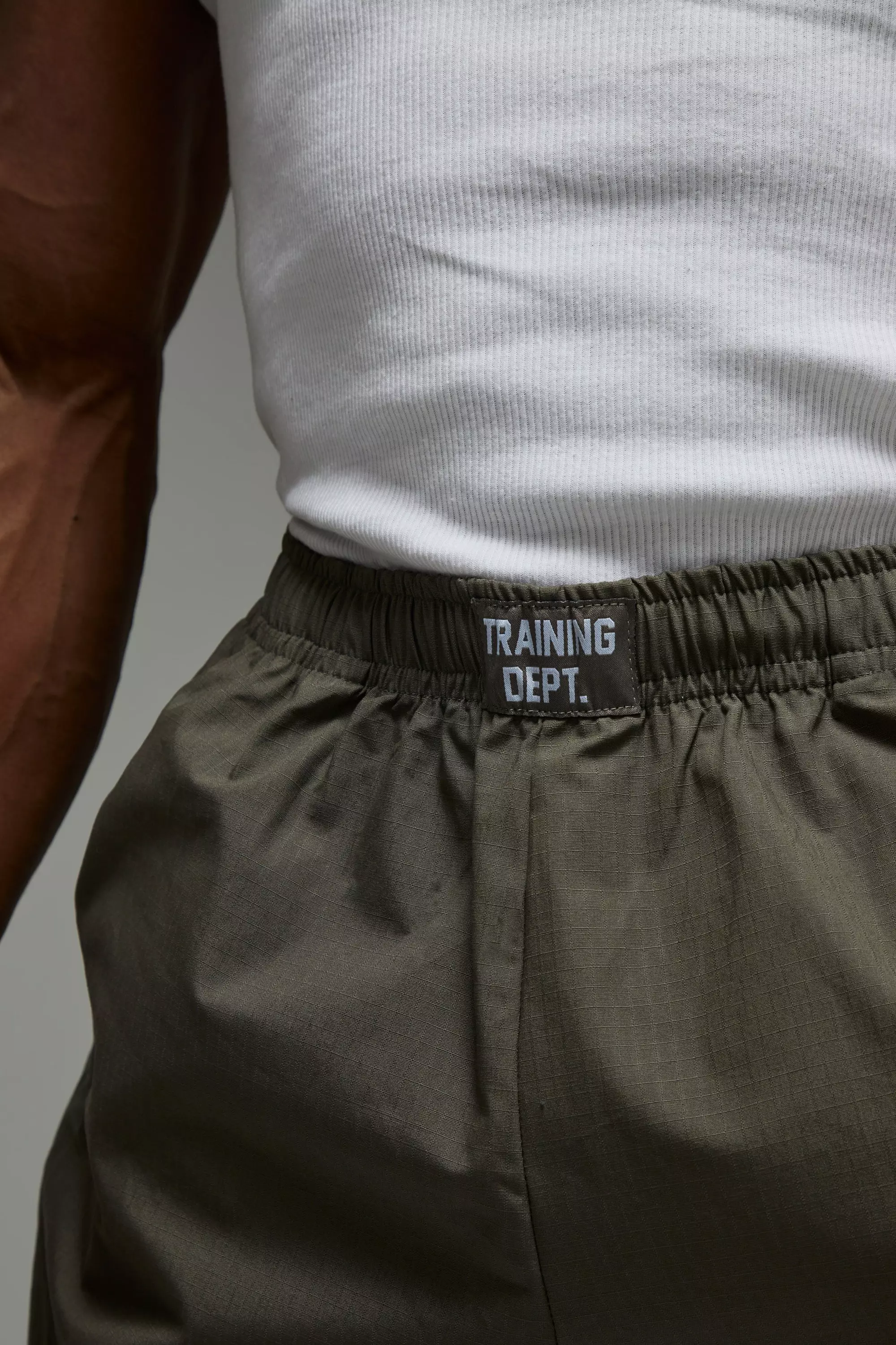 Grey Man Active Training Dept. Woven Pump Pant alternative image