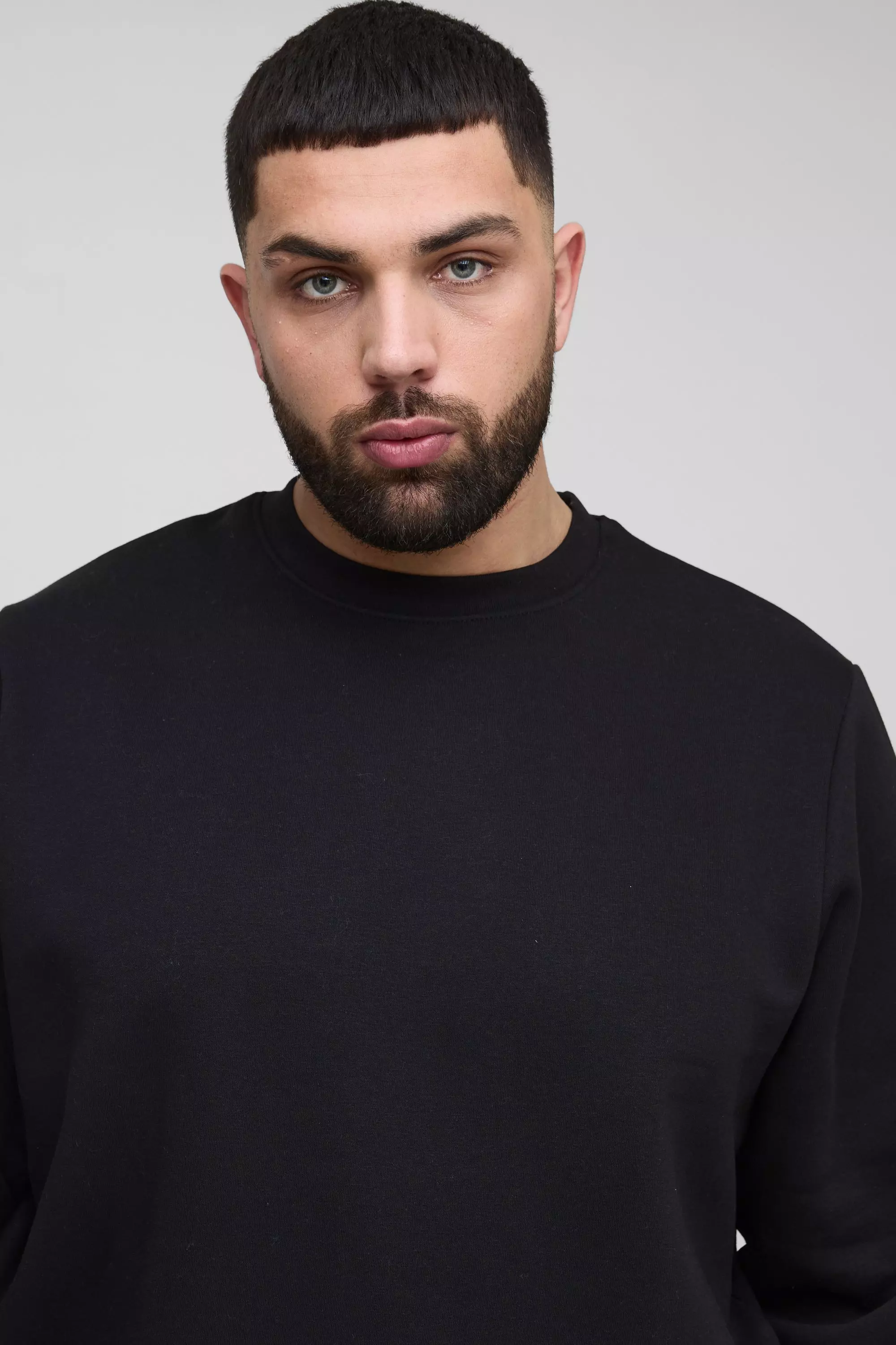 Plus Basic Rundhals-Sweatshirt, Black alternatives Bild