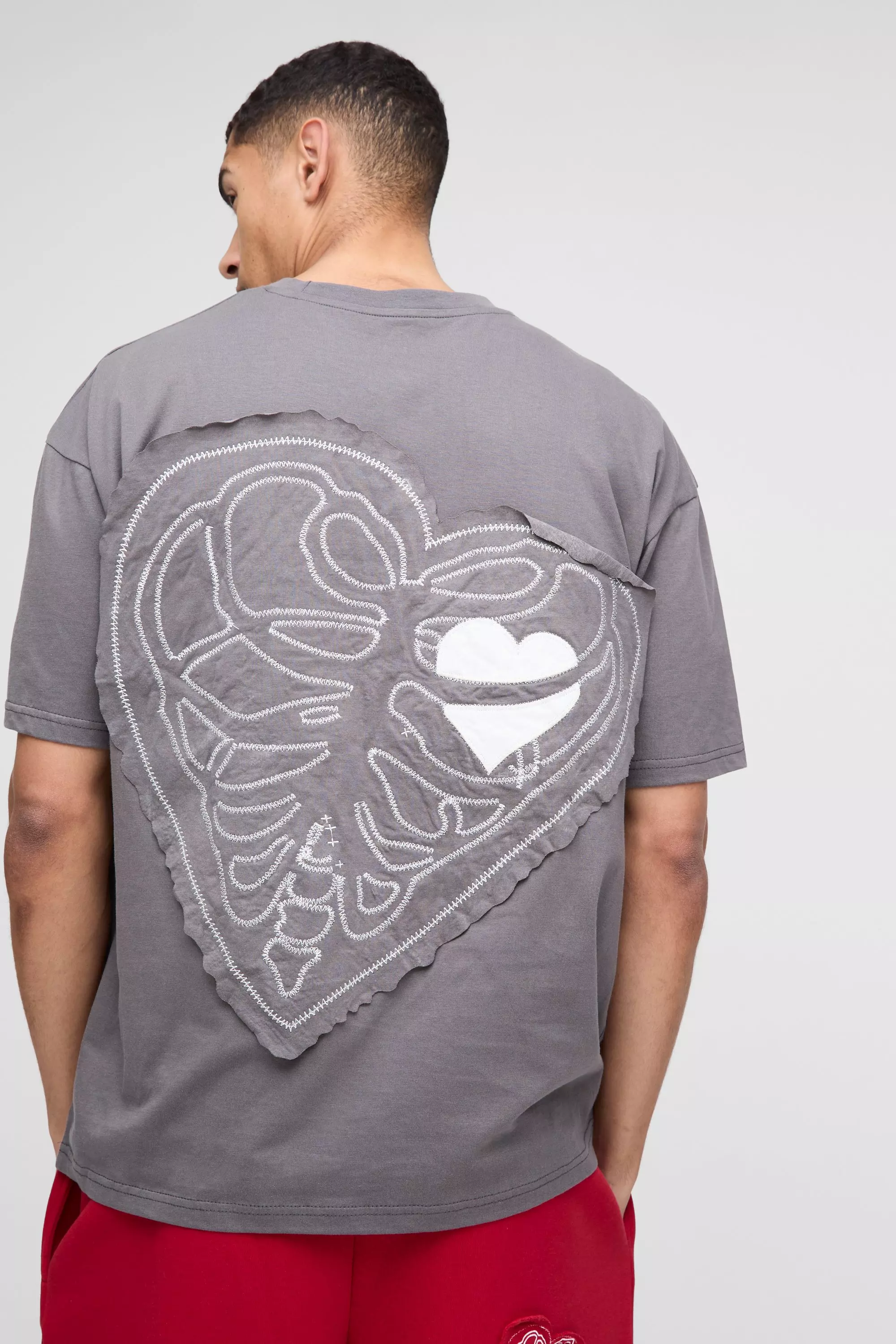 Charcoal Oversized Dik Hartjes T-Shirt alternatieve afbeelding