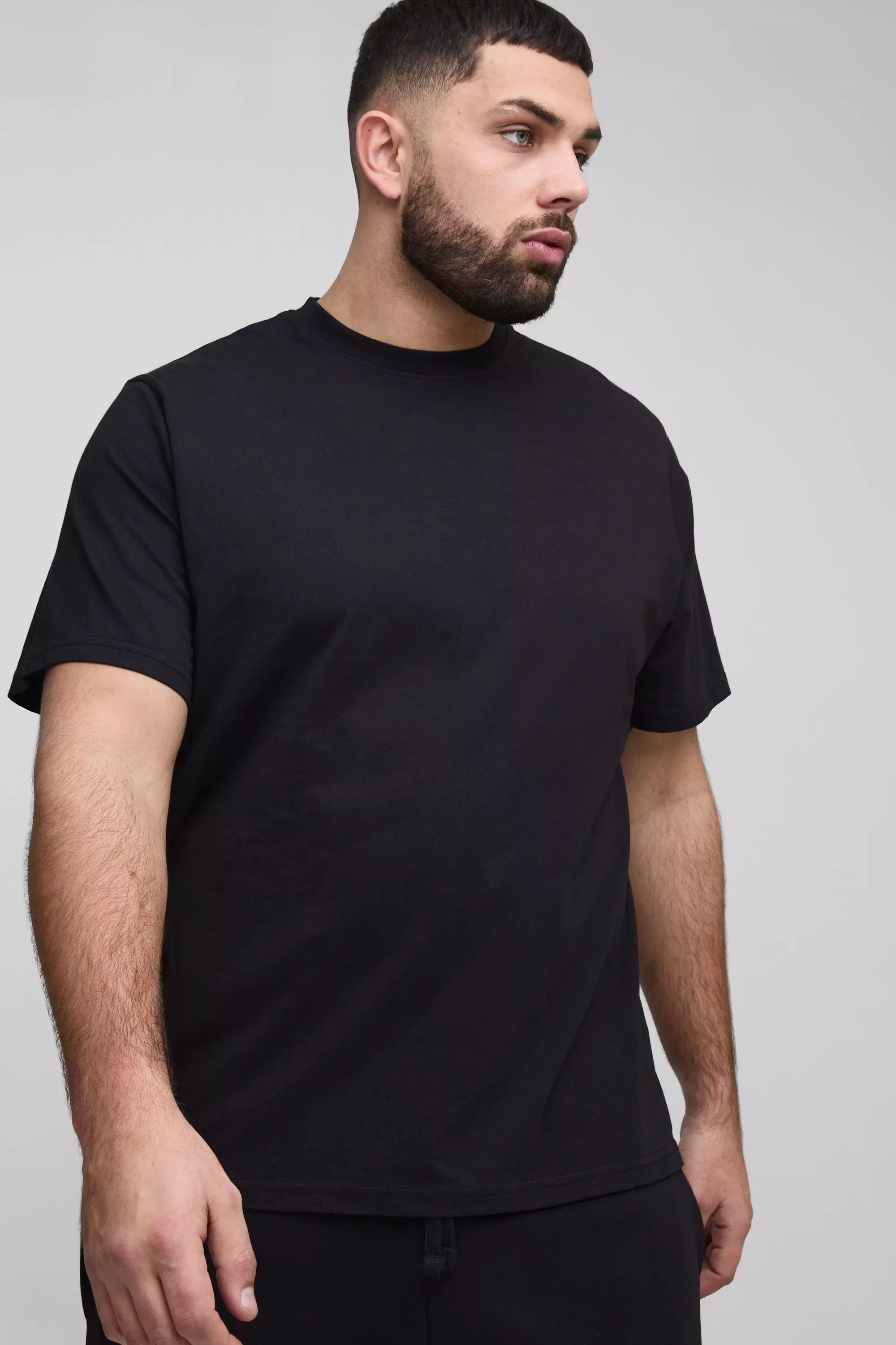 Grande taille - T-shirt large basique à col rond, Black autre image