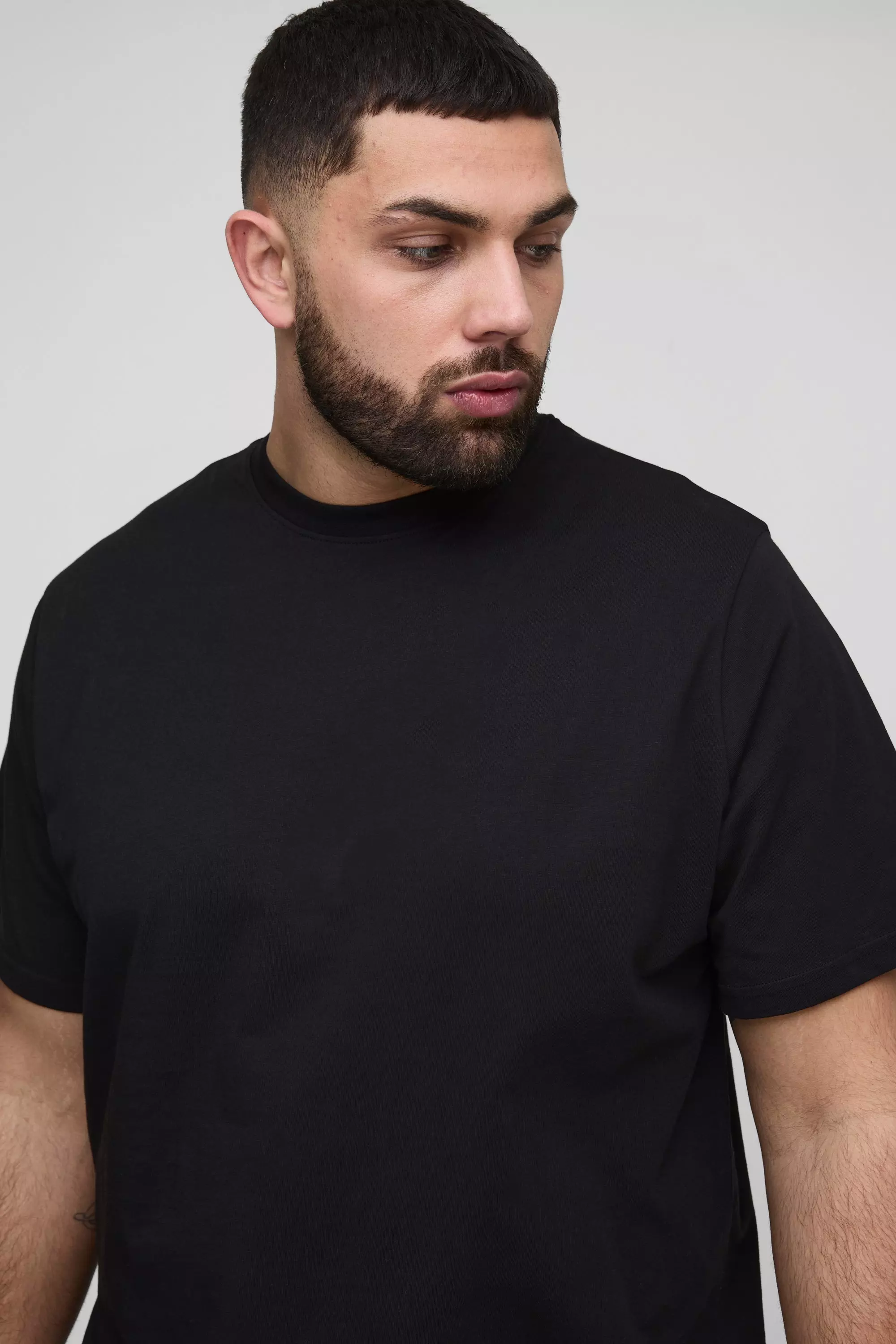 Grande taille - T-shirt large basique à col rond, Black autre image