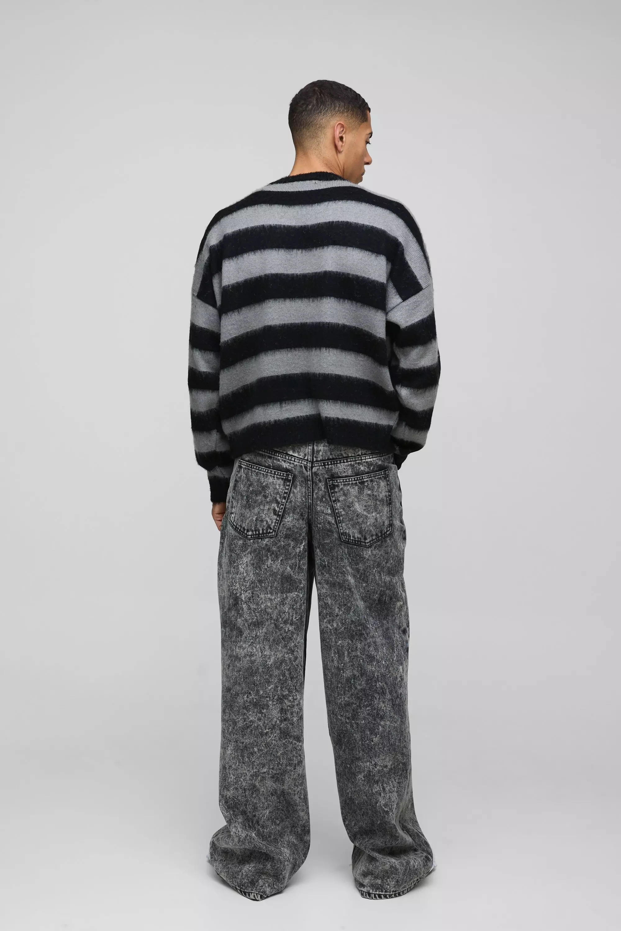 Black Boxy Brushed Stripe Print Knitted Jumper alternative image