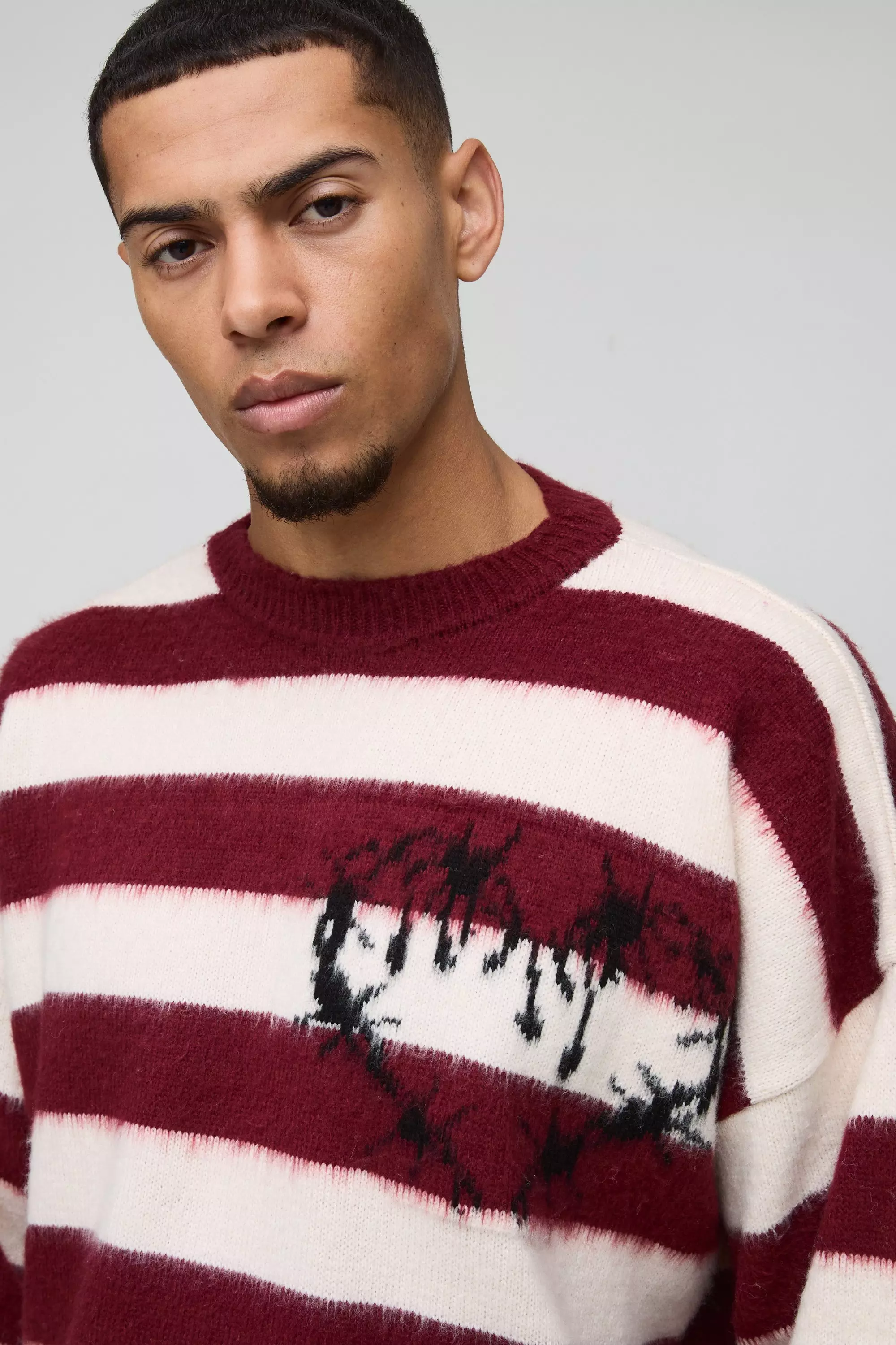 Kastiger gestreifter Strickpullover, Burgundy alternatives Bild