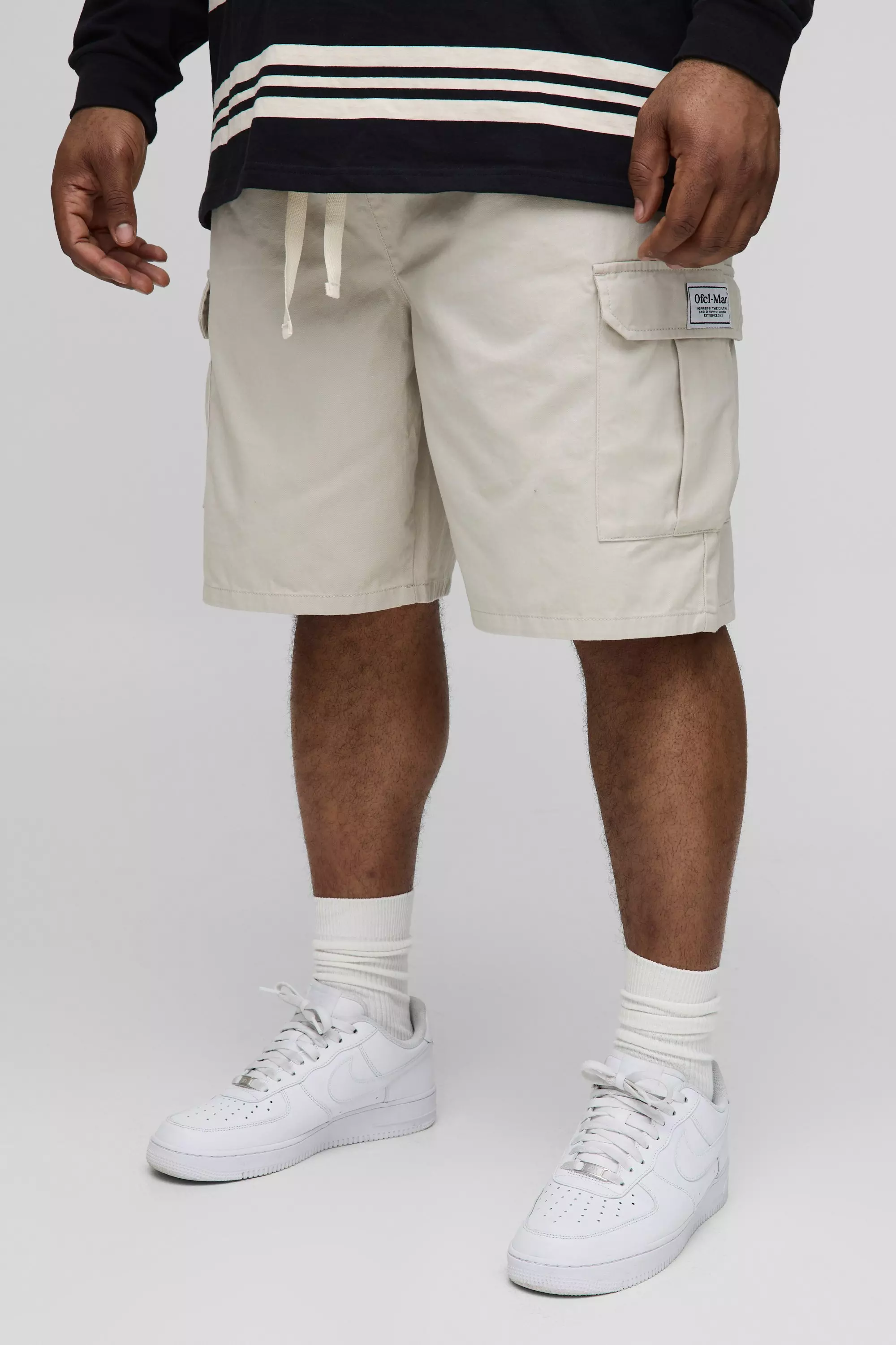Light stone Plus Relaxed Fit Woven Tab Cargo Shorts alternative image