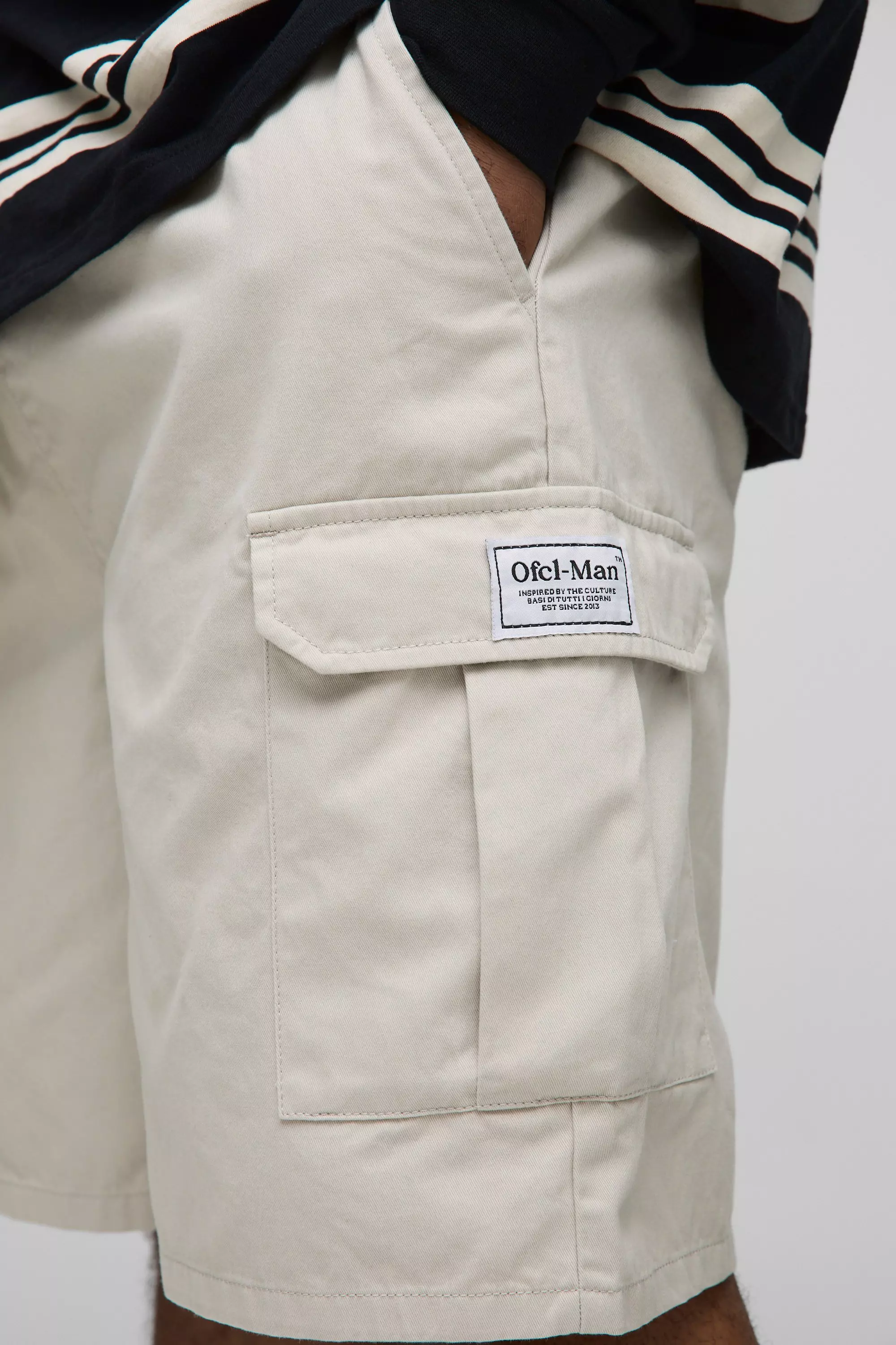 Light stone Plus Relaxed Fit Woven Tab Cargo Shorts alternative image