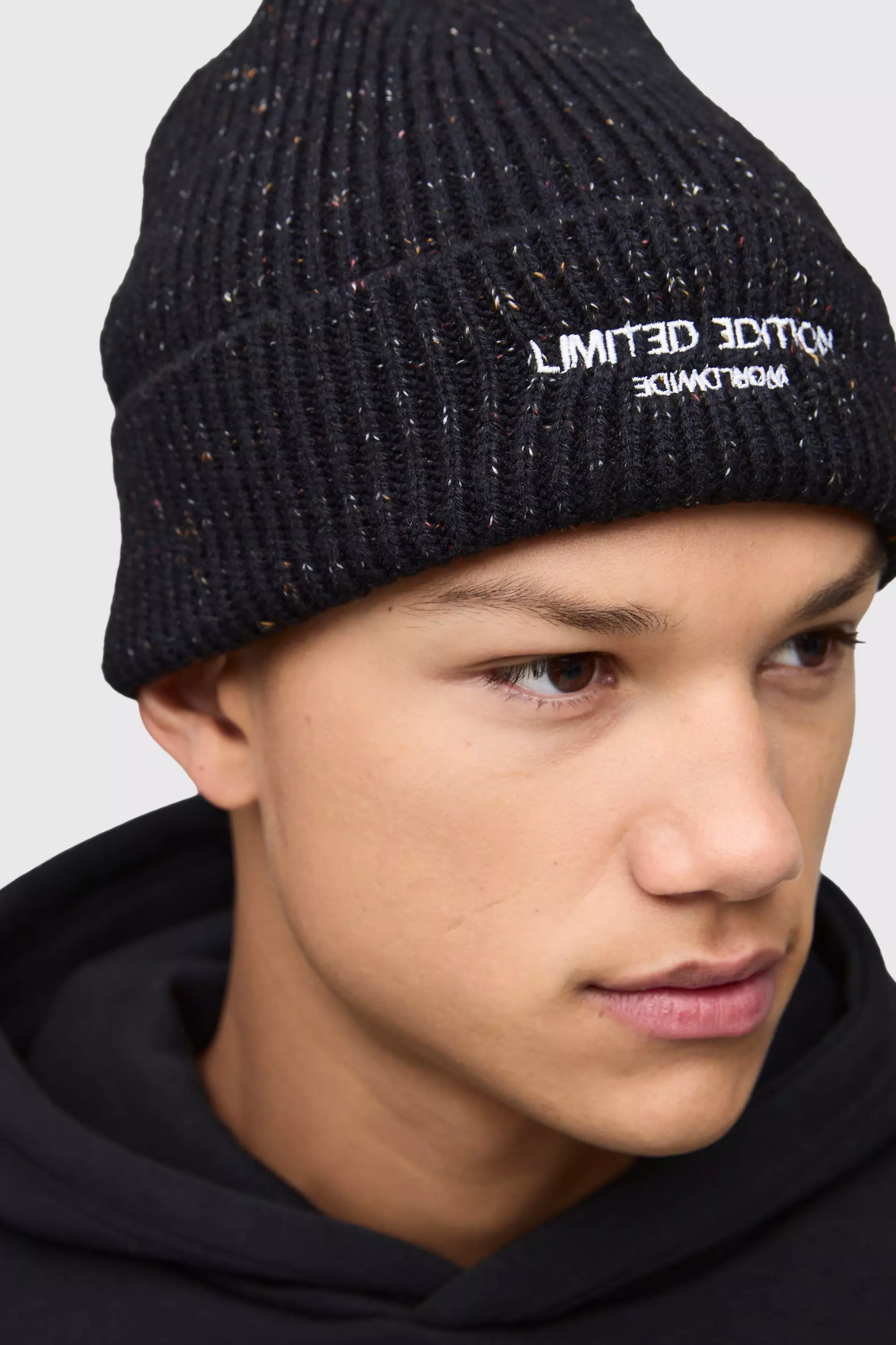 Bestickte Limited Edition Beanie , Charcoal alternatives Bild