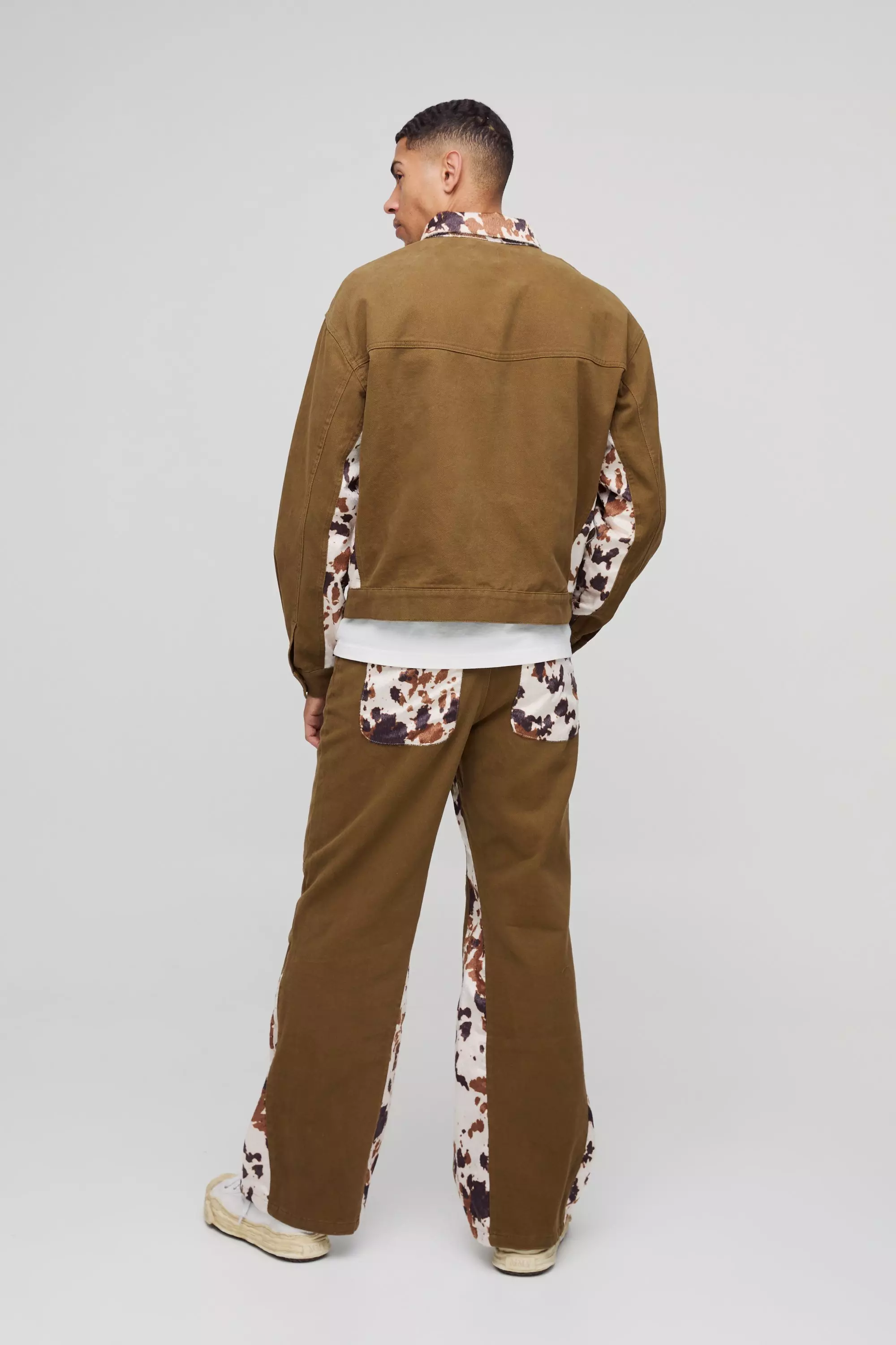 Lockere Schlagjeans mit Kunstfell, Brown alternatives Bild