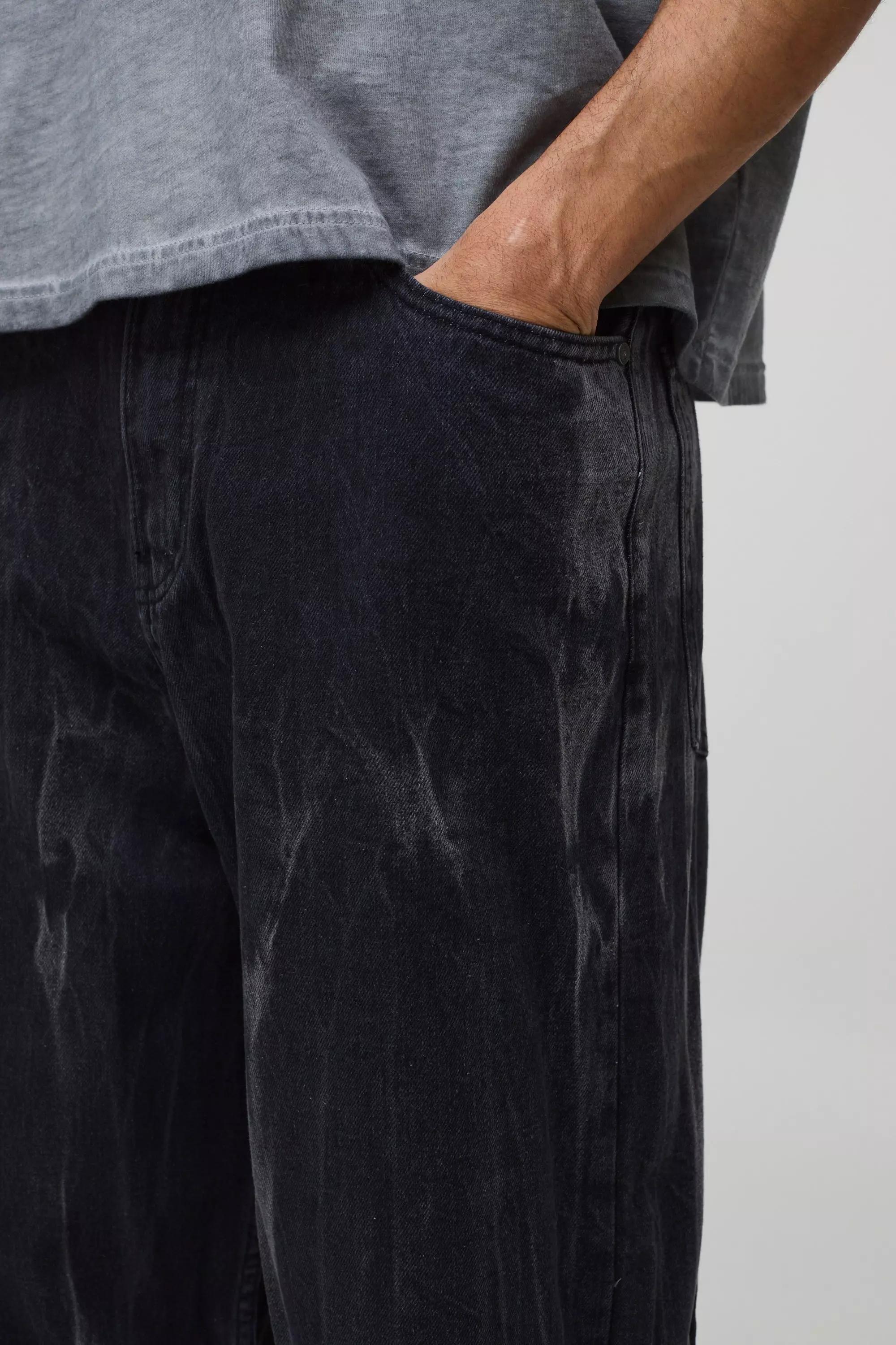 Super Baggy Extreme Black Washed Jeans alternative image
