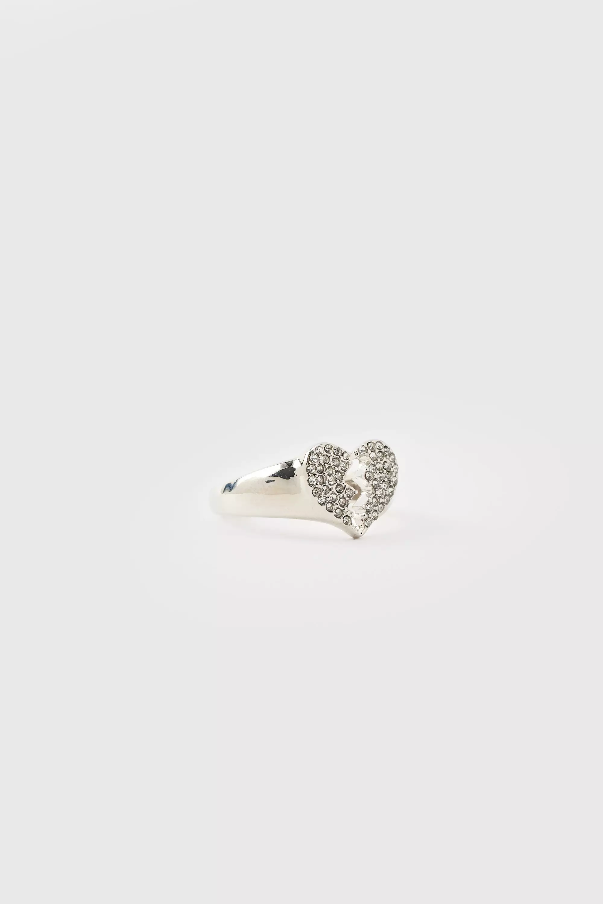 Iced Broken Heart Ring In Silver alternative image