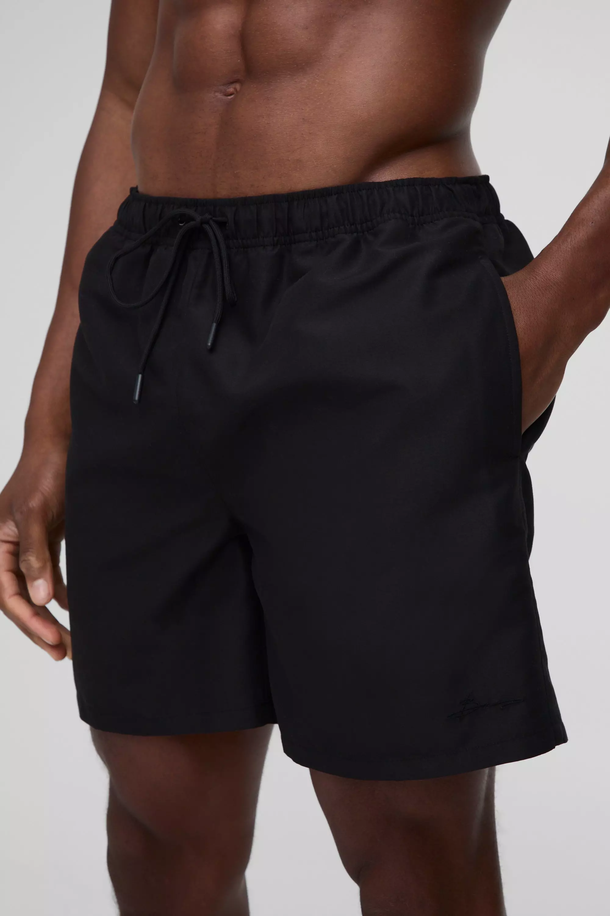 Black Middellange Zwarte Zwembroek Met Logo alternatieve afbeelding