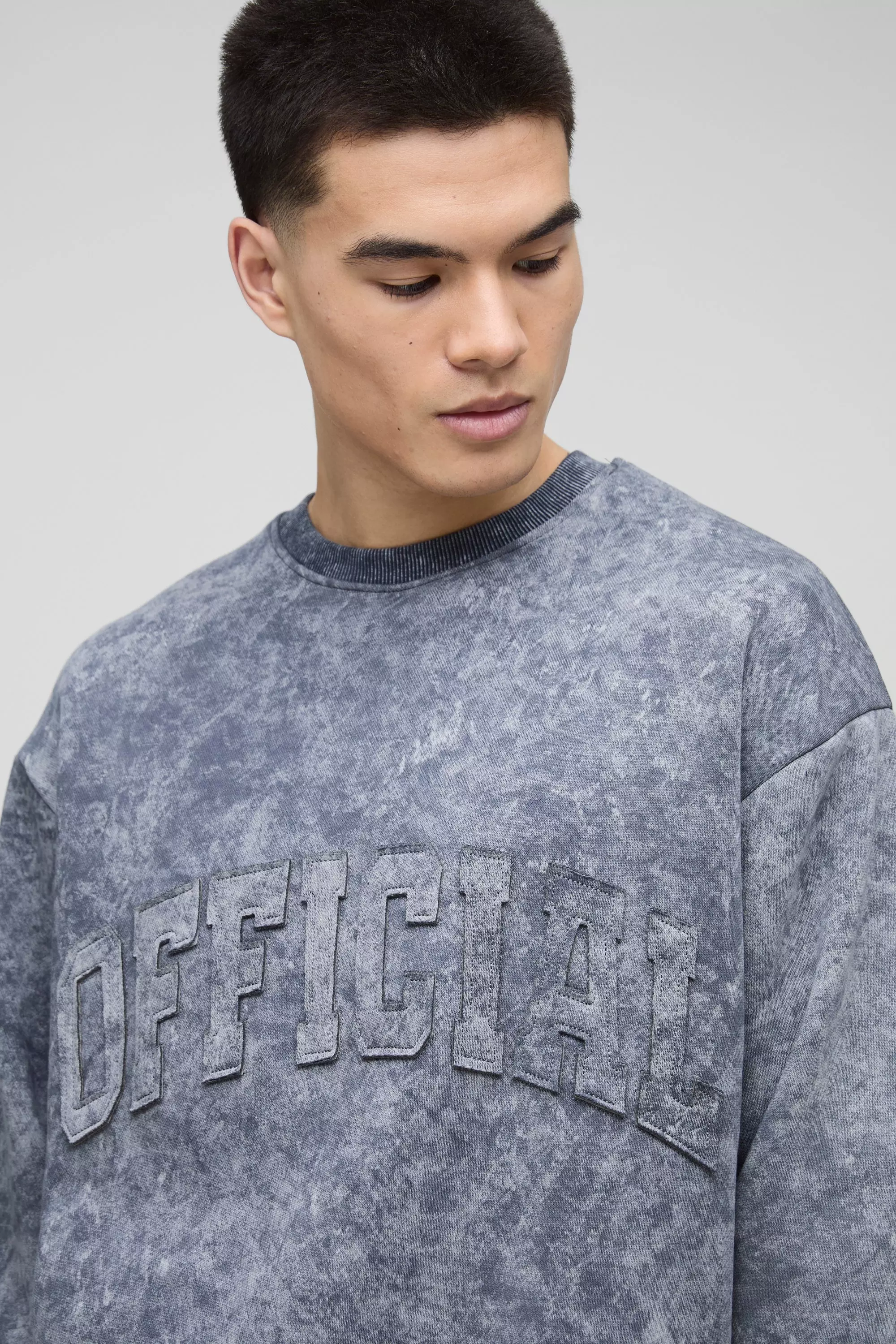Oversized Official Applique Washed Sweatshirt | boohooMAN USA