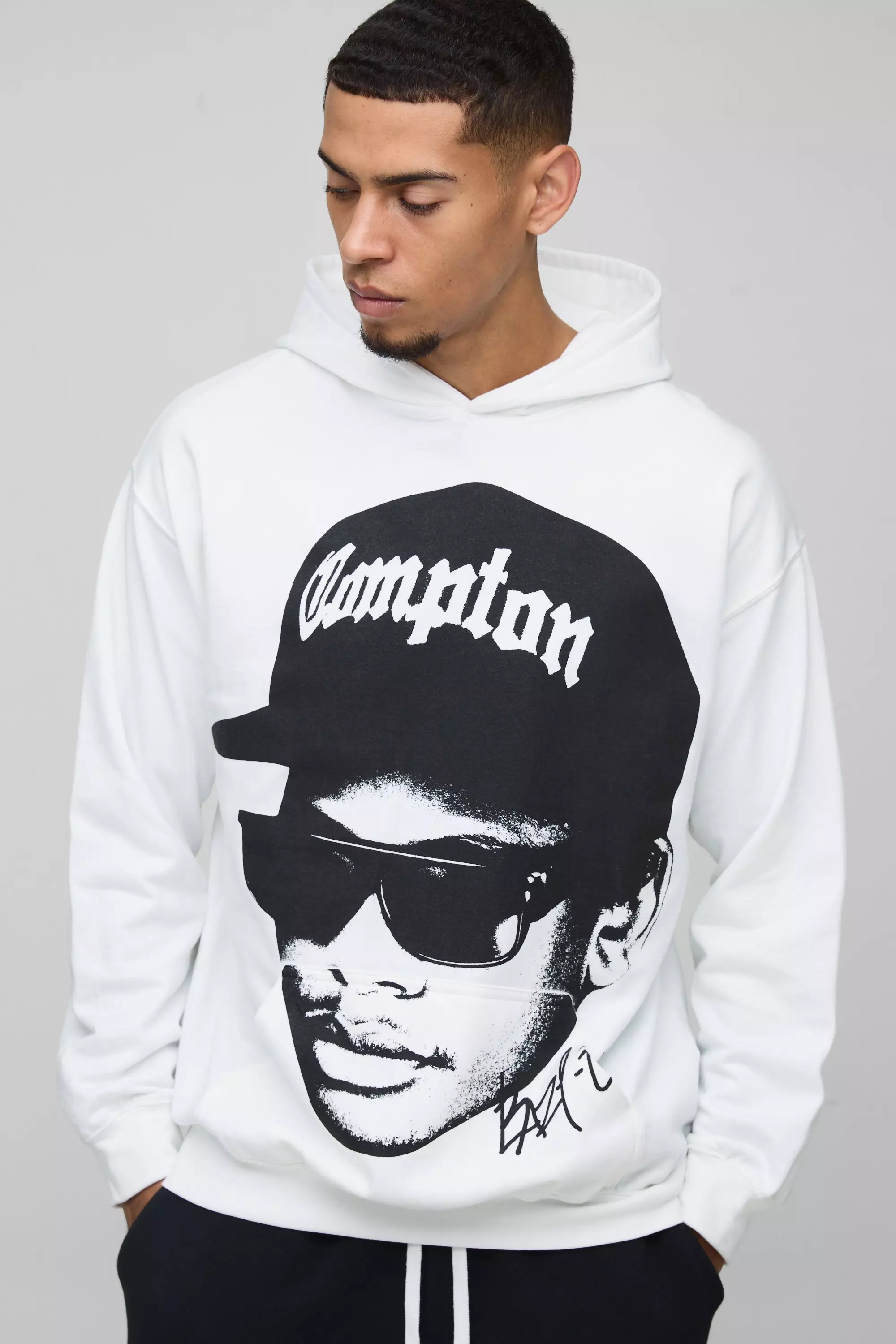 White Oversized Eazy E Face License Print Hoodie alternative image